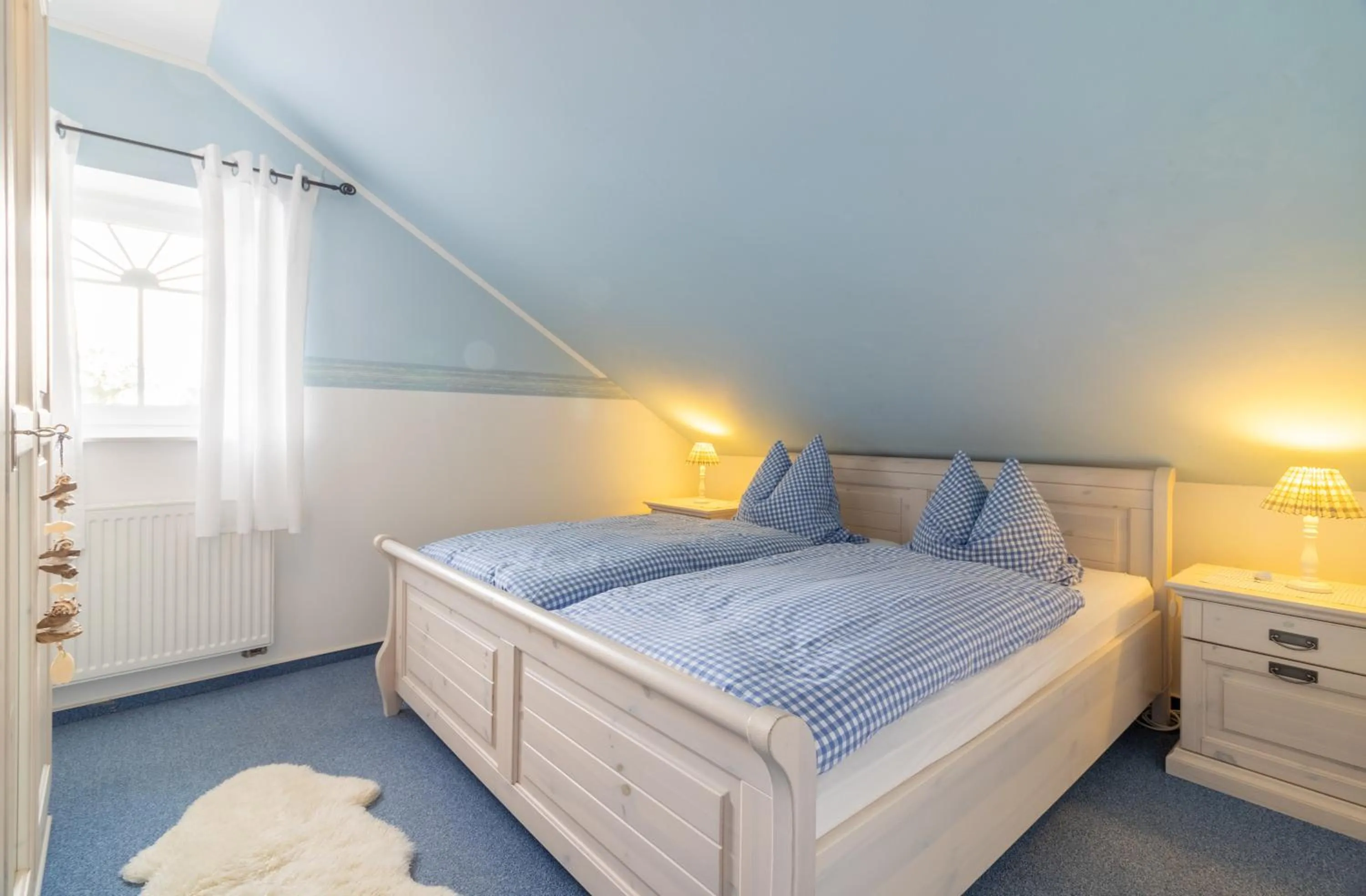 Bedroom, Bed in Landhaus-Altebrücke