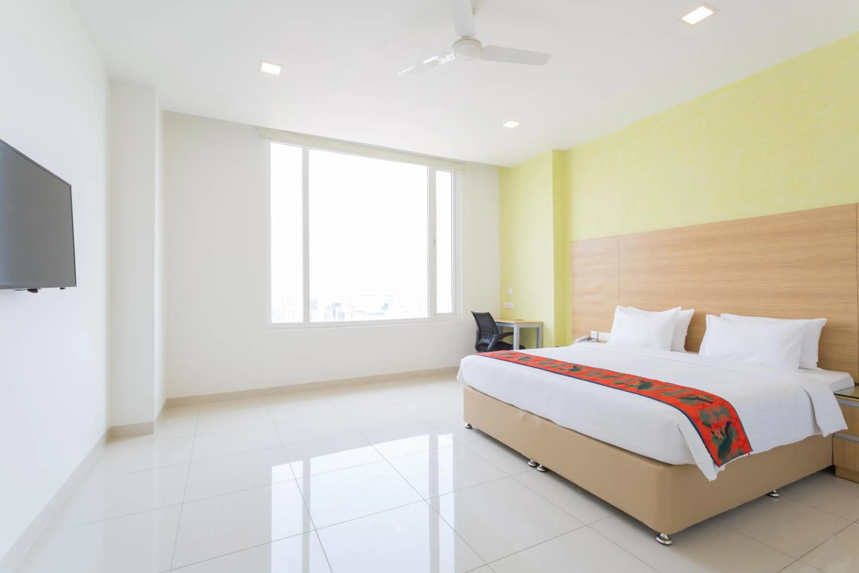 Other, Bed in GINGER Noida City Center