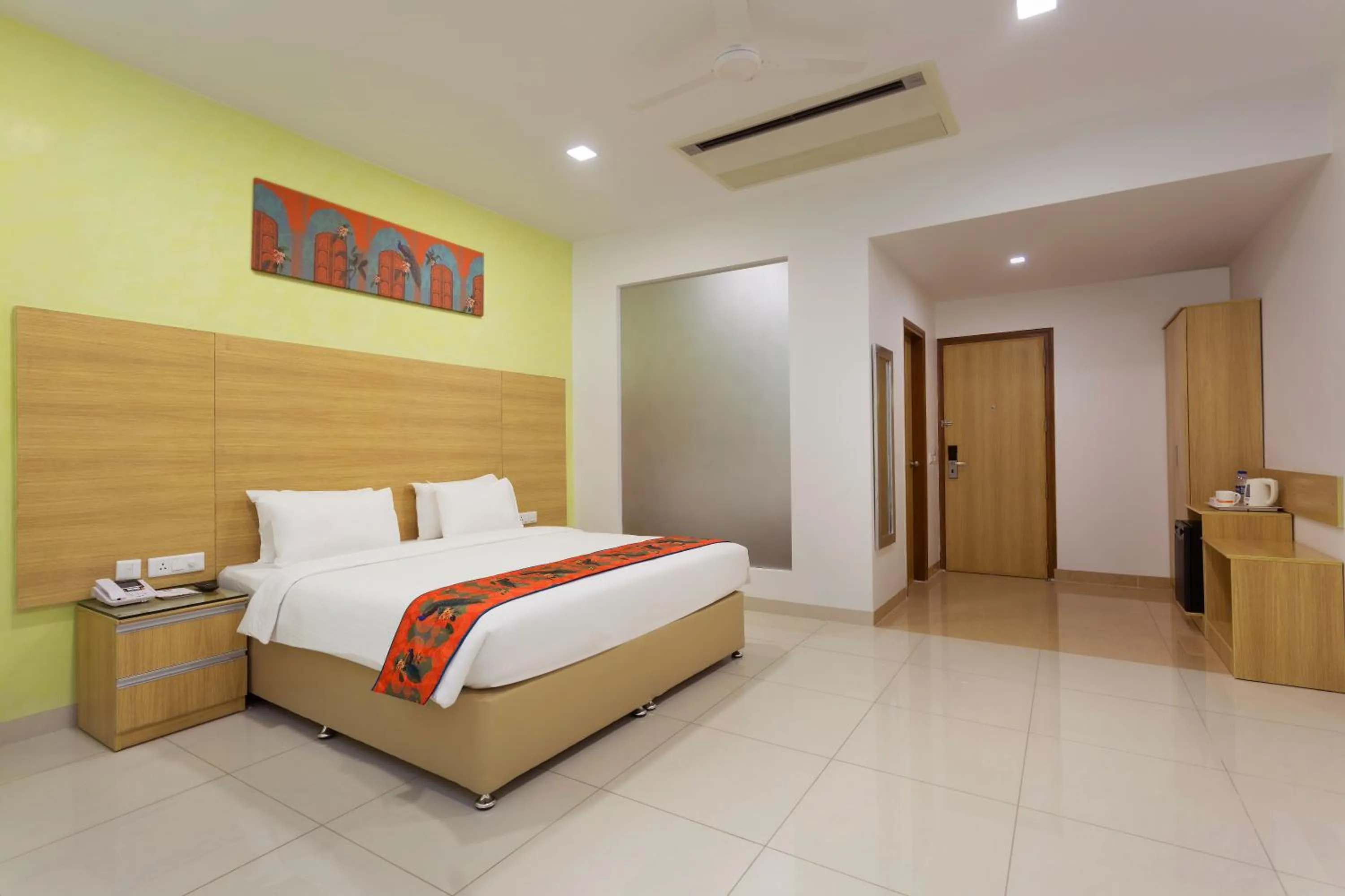 Photo of the whole room, Bed in GINGER Noida City Center
