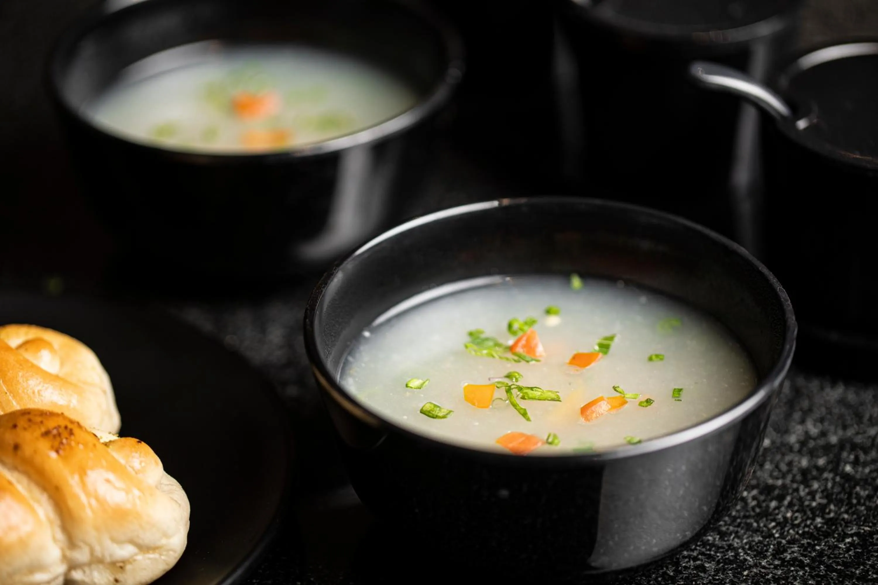 Food and drinks in GINGER Noida City Center