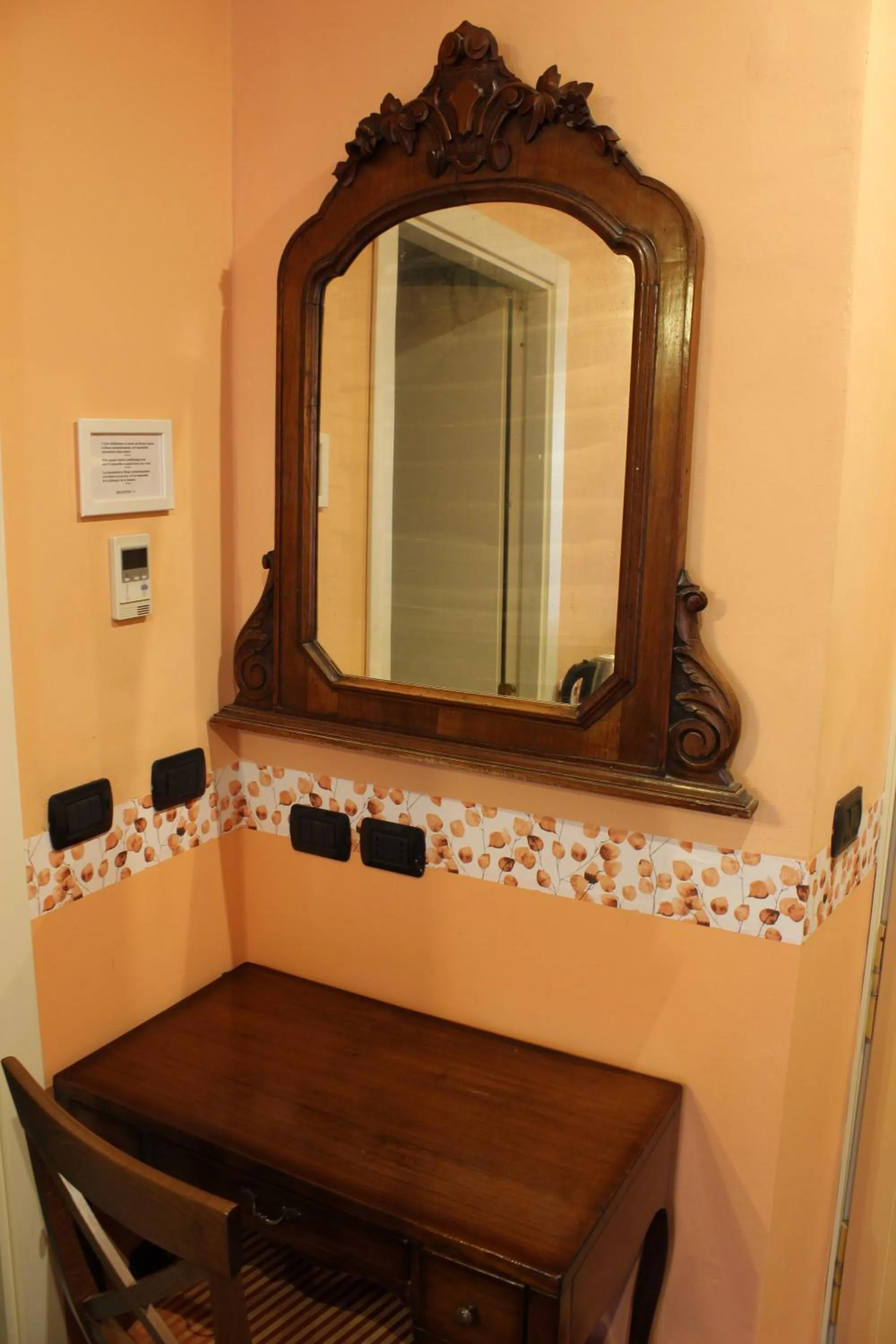 hair dresser in Hotel Belle Epoque