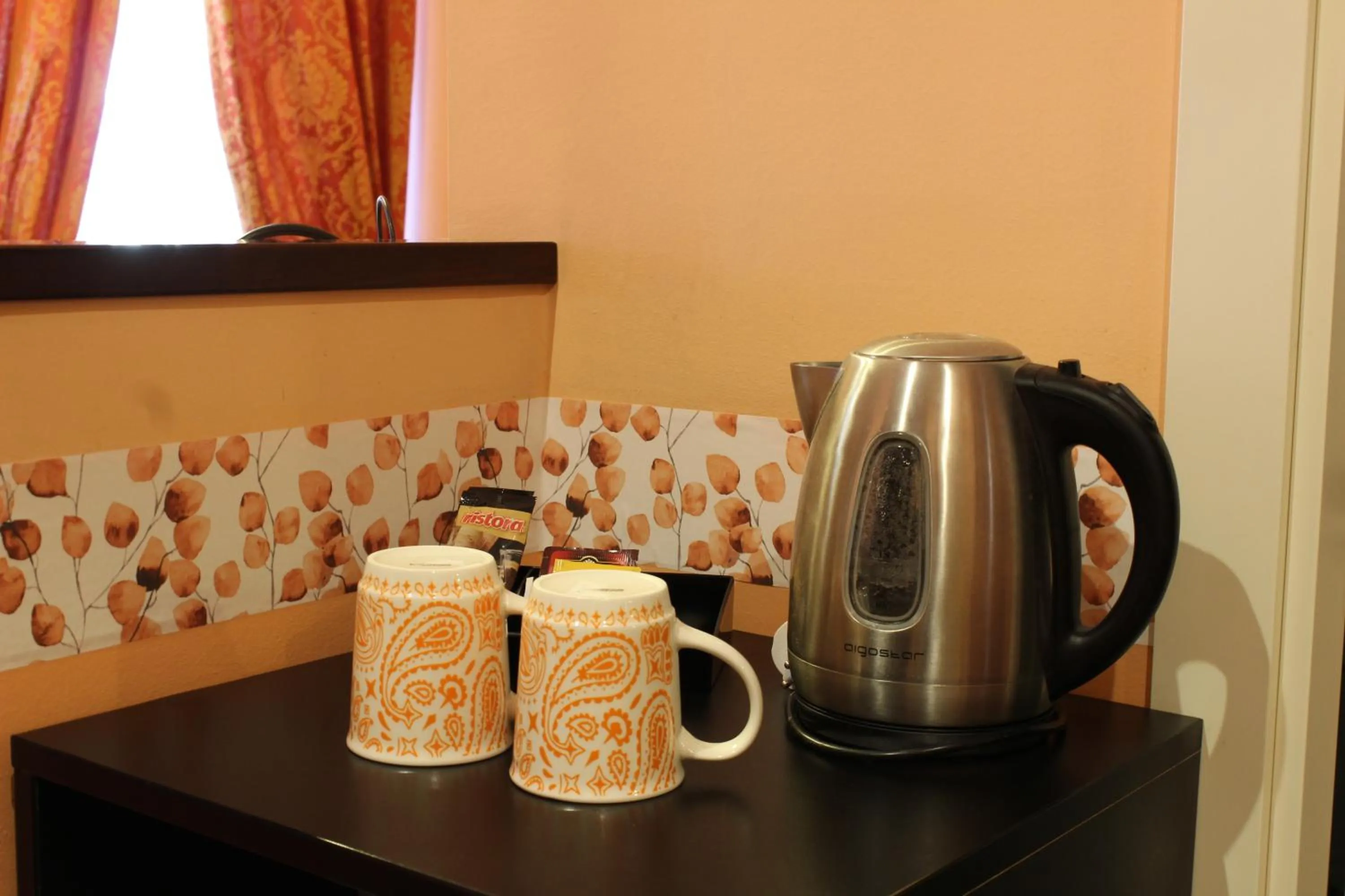 Coffee/tea facilities in Hotel Belle Epoque