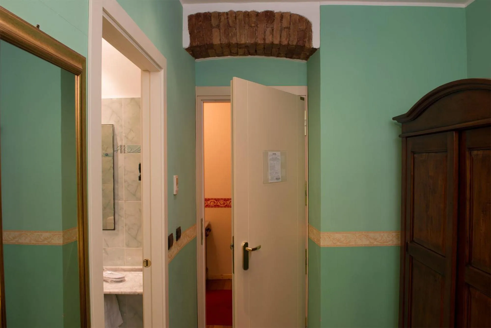 Decorative detail in Hotel Belle Epoque