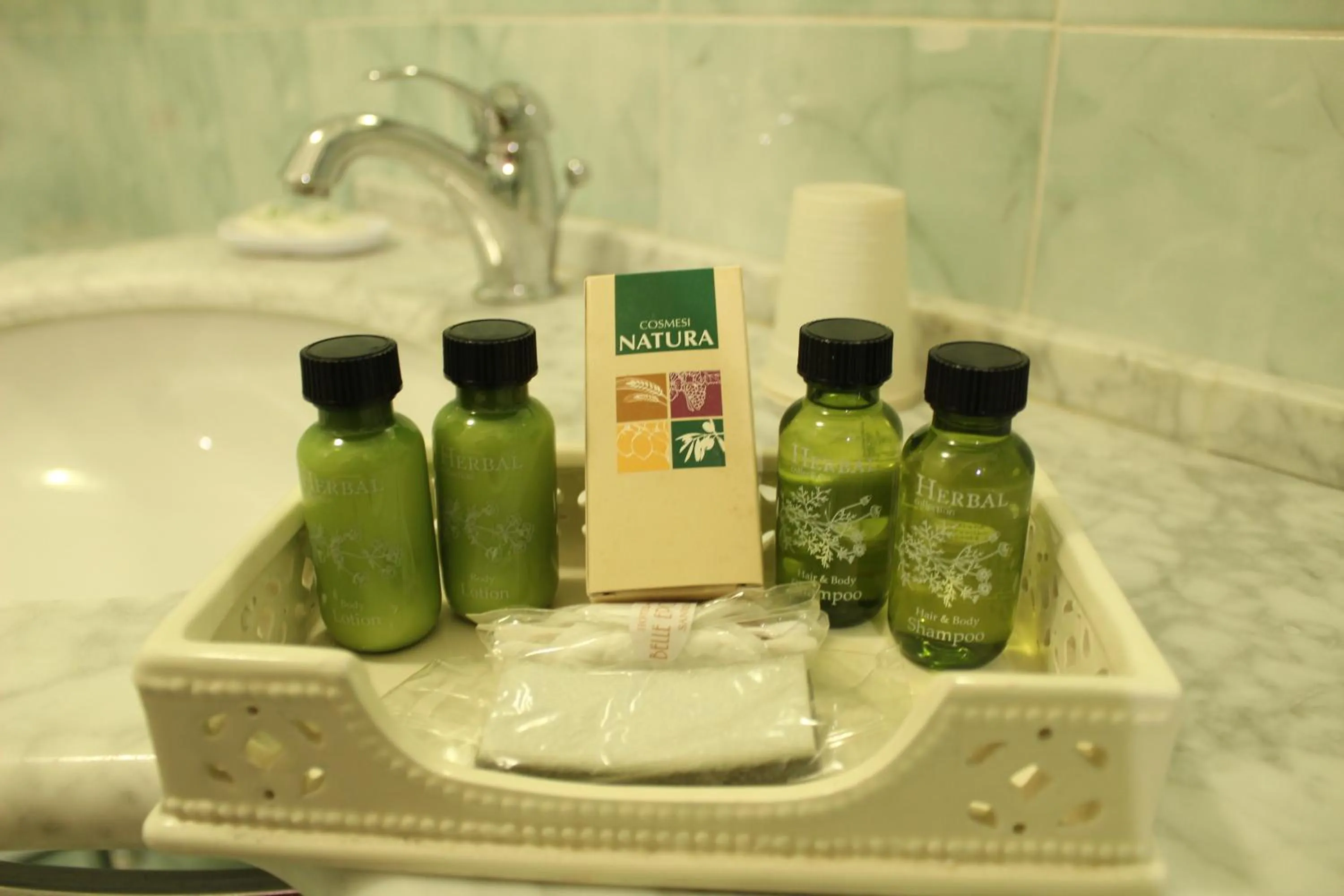 Bathroom in Hotel Belle Epoque