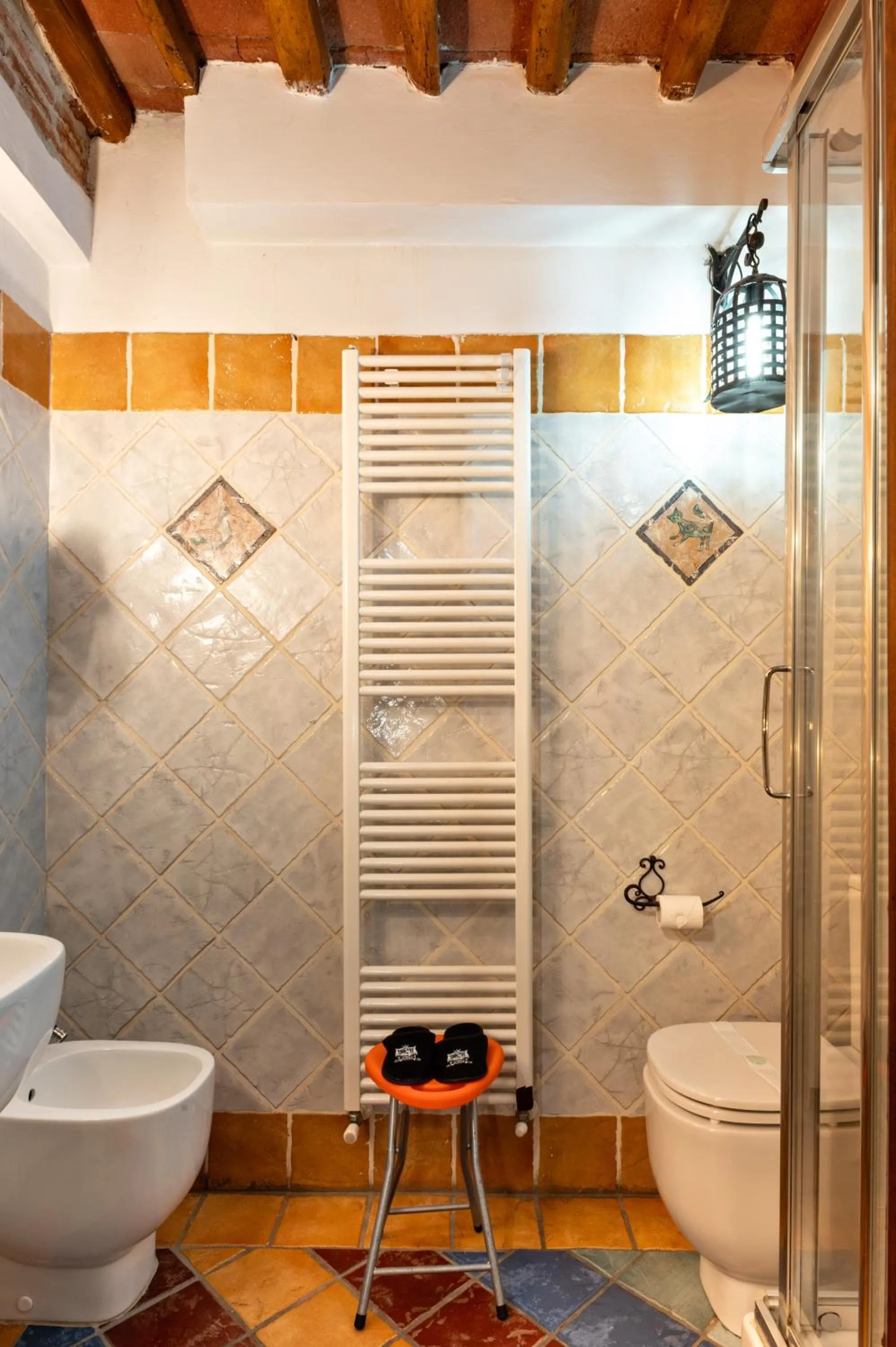 Bathroom in Antica Corte dei Principi Charming Rooms