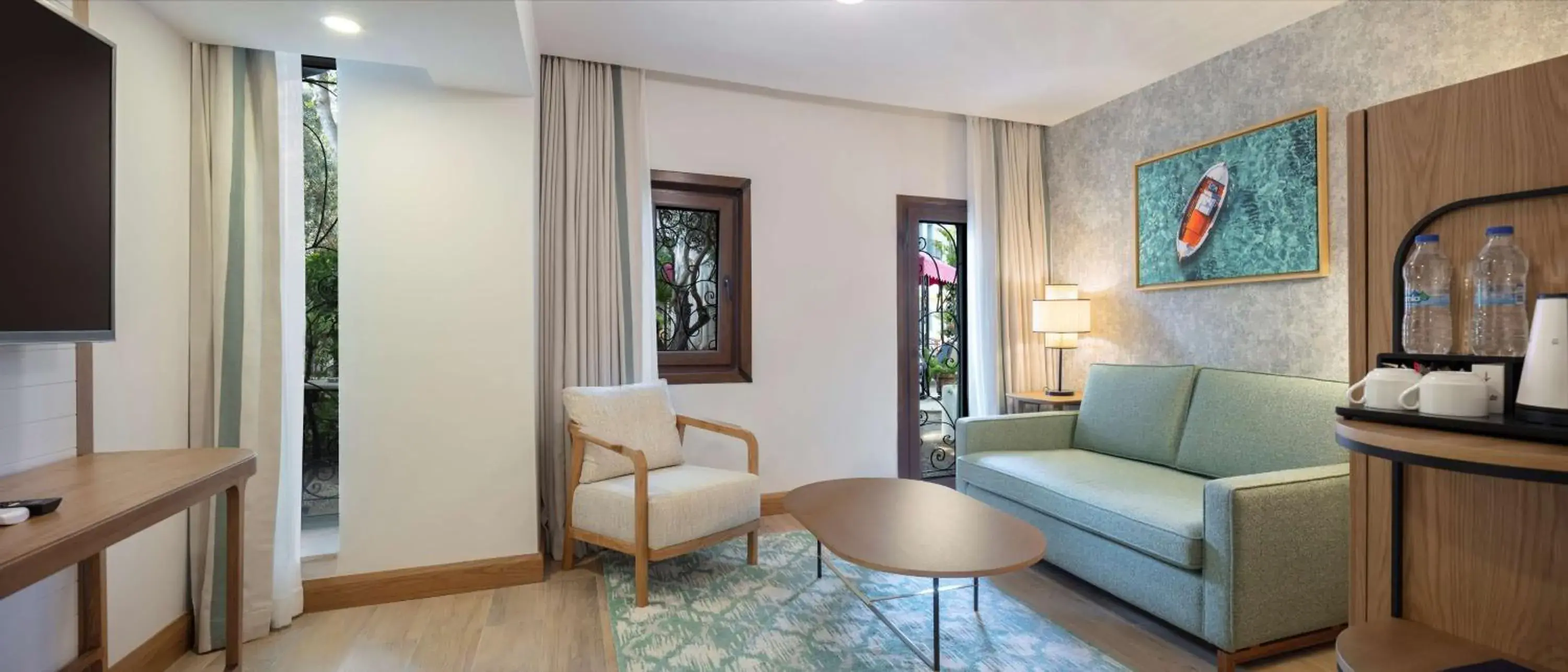 King Deluxe One Bedroom Suite in DoubleTree by Hilton Bodrum Marina Vista King Deluxe One Bedroom Suite in DoubleTree by Hilton Bodrum Marina Vista