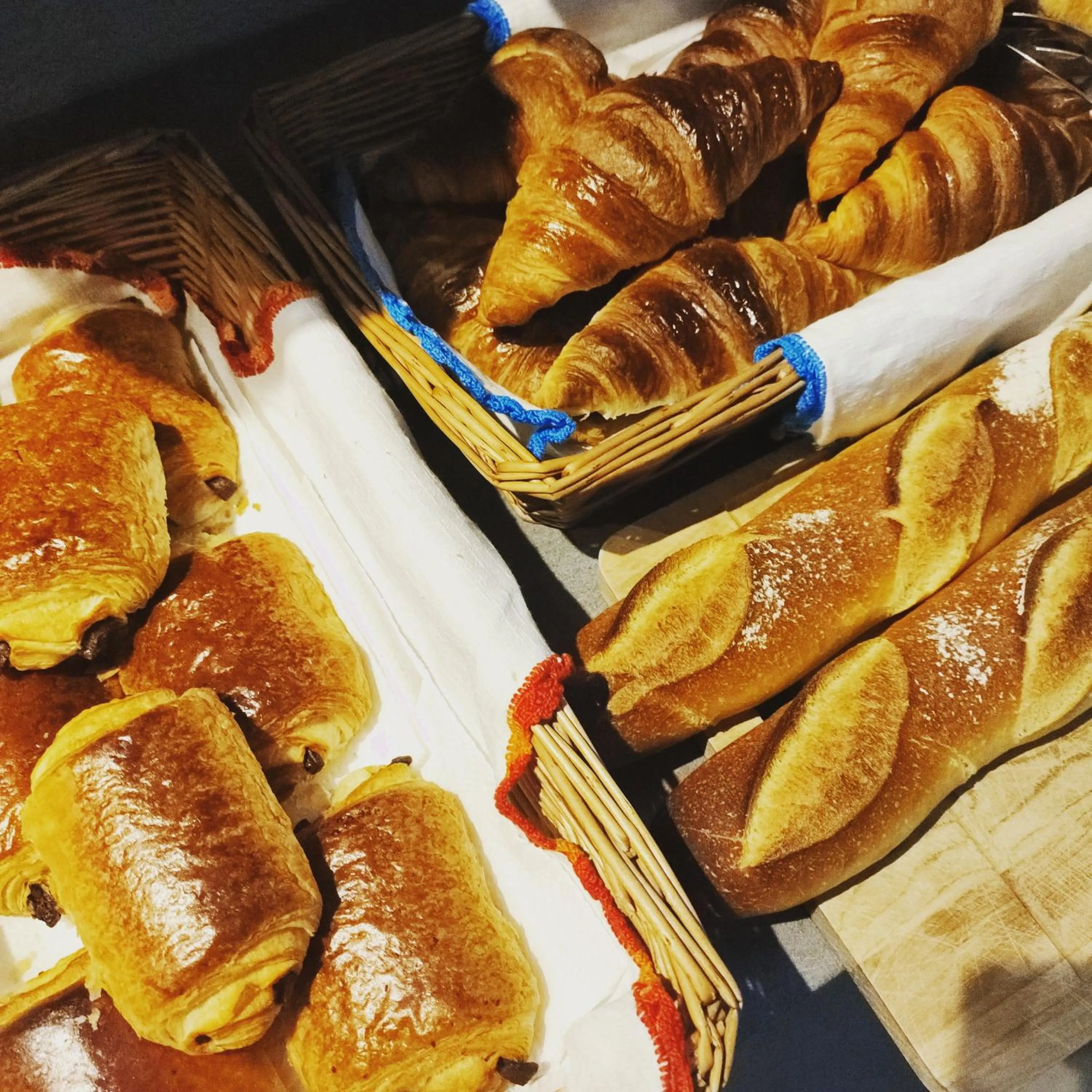 Breakfast in Hôtel Le 15 Périgueux proximité A 89