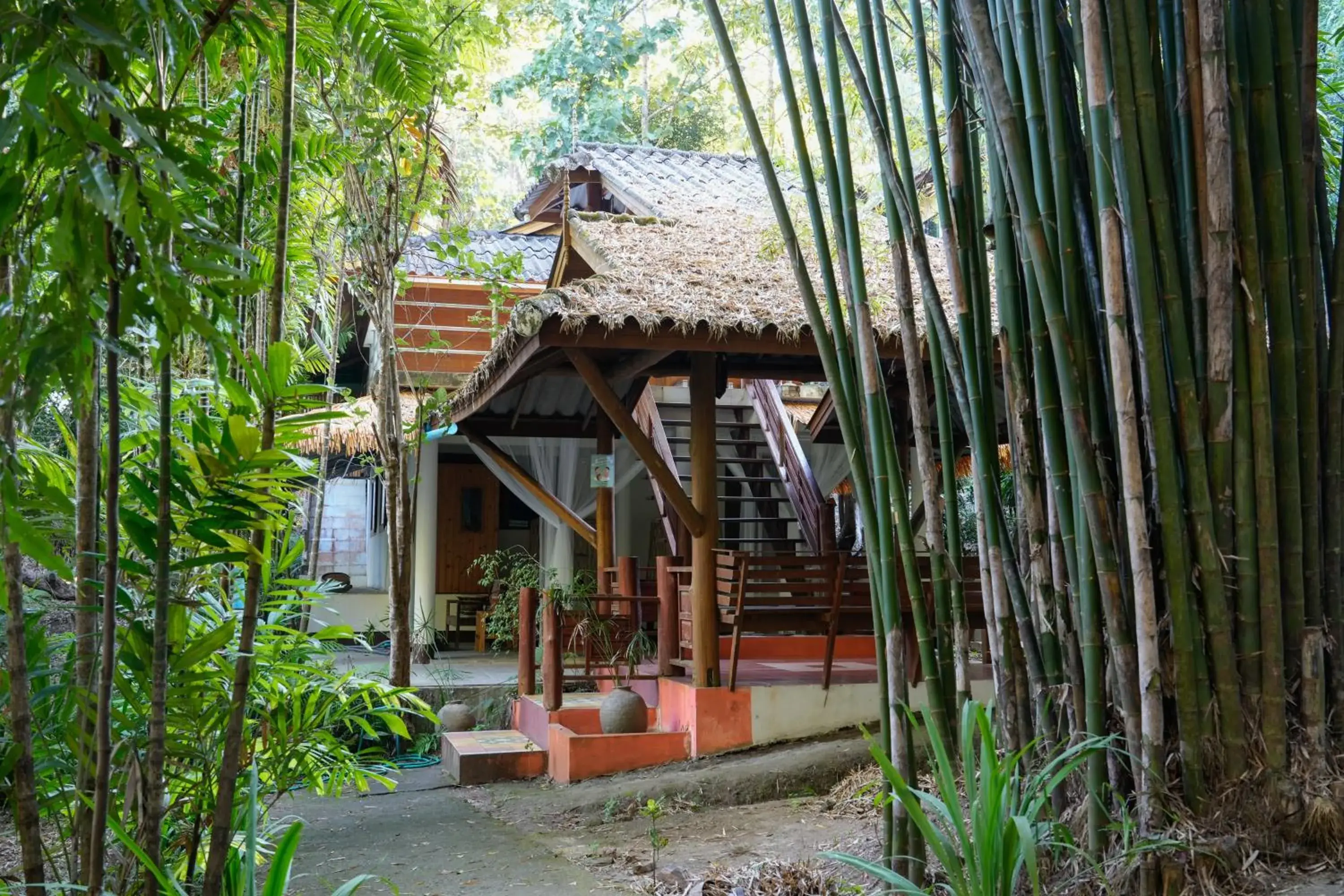 Deluxe Family Room in Maewin Resort Deluxe Family Room in Maewin Resort