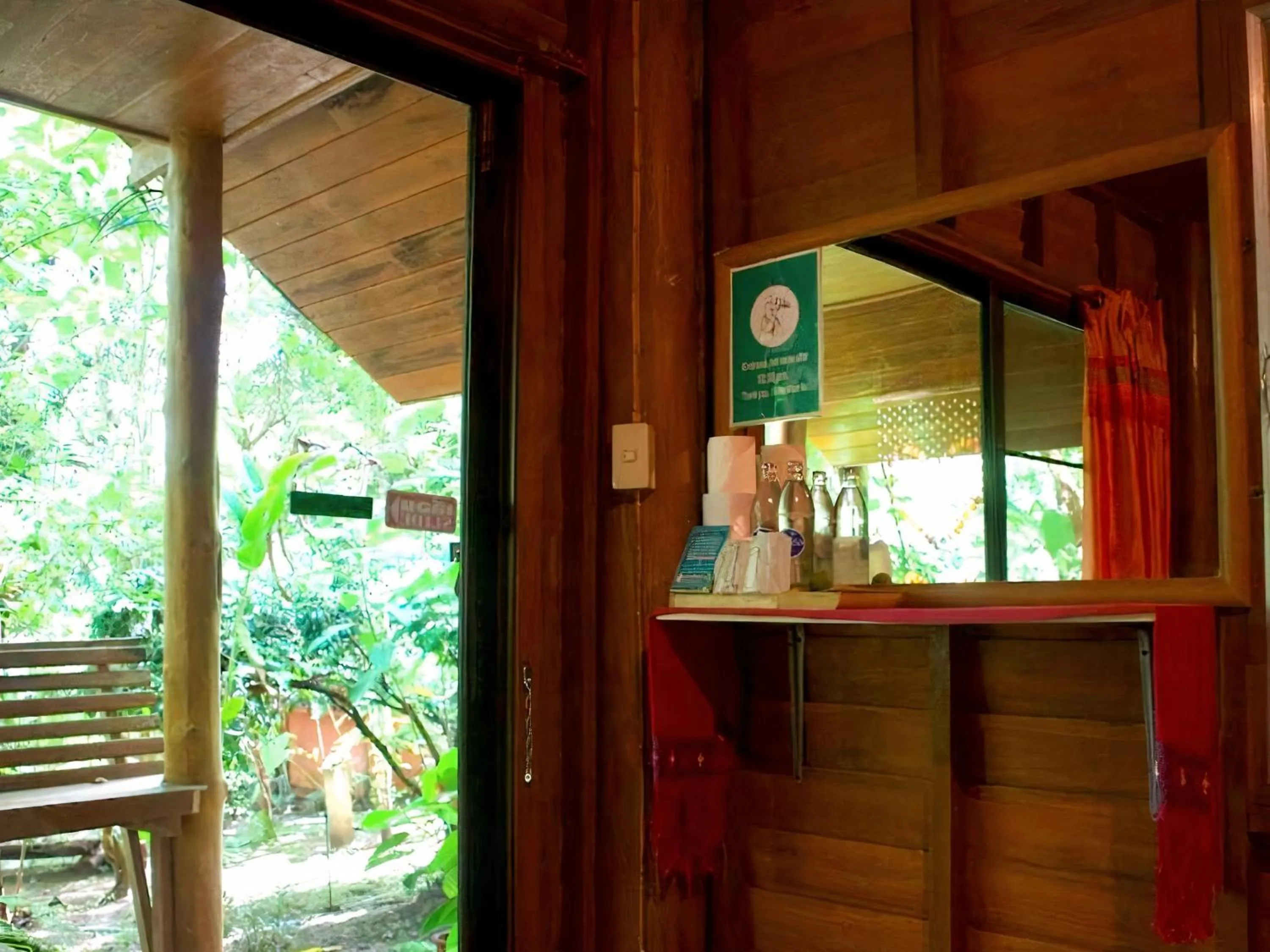 Property building in Maewin Guesthouse and Resort