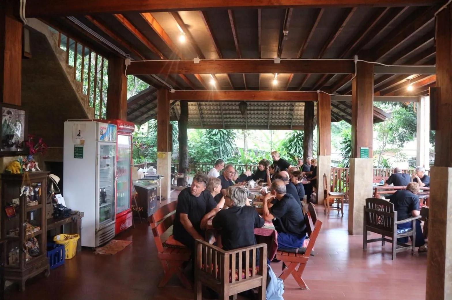 Restaurant/places to eat in Maewin Guesthouse and Resort