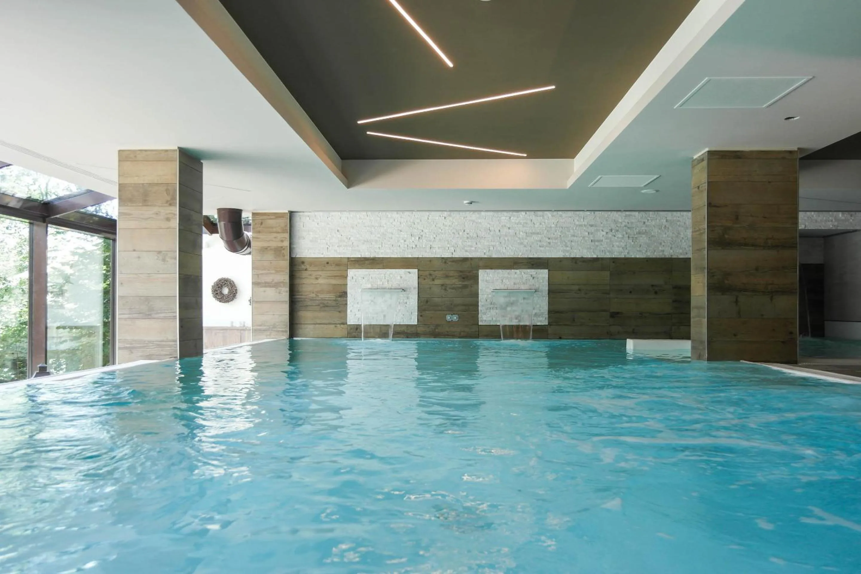 Swimming pool in Hotel Il Cervo, SPA & Wellness, Bike Hotel