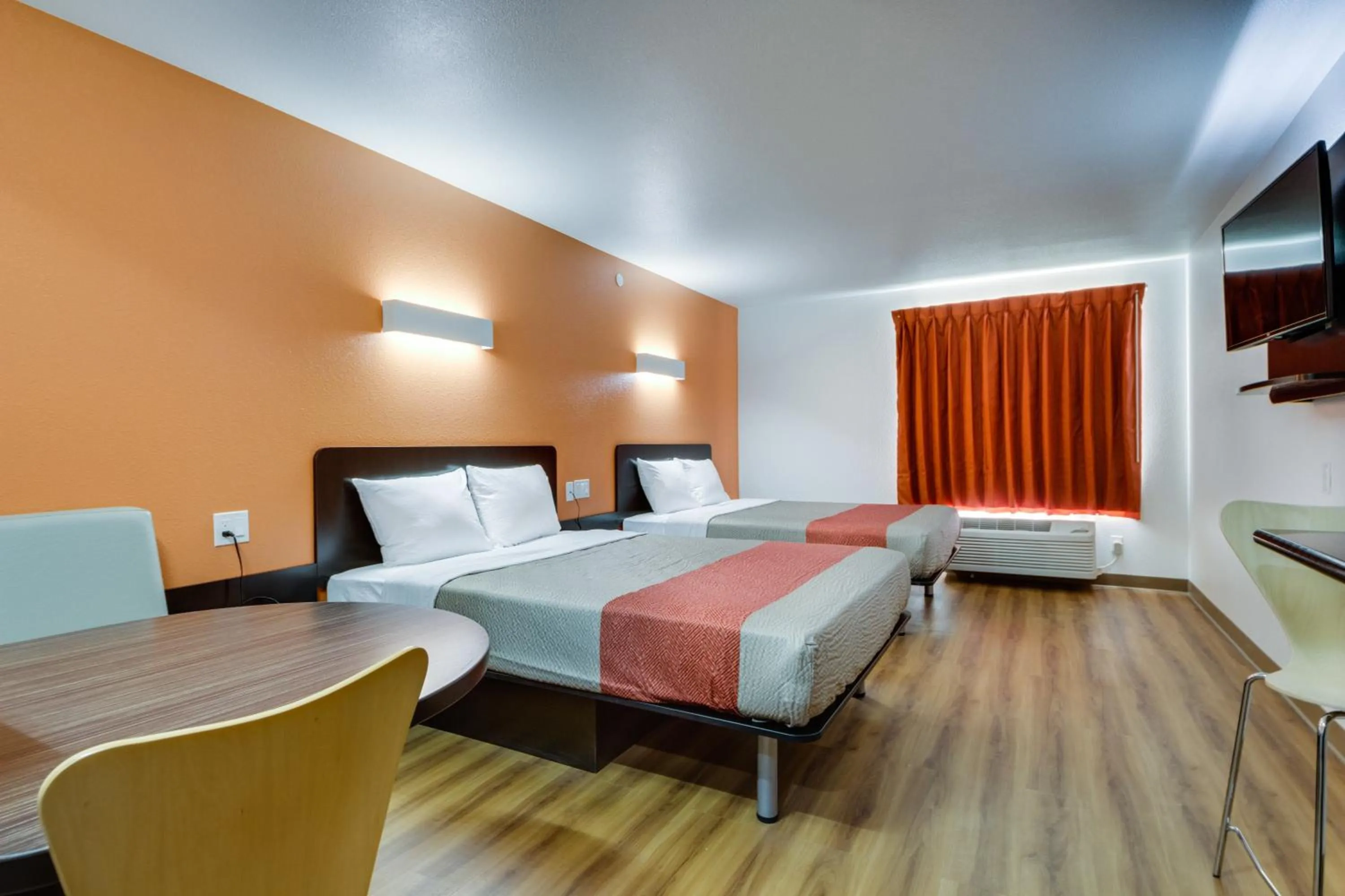 Bedroom, Bed in Motel 6-Tulsa, OK