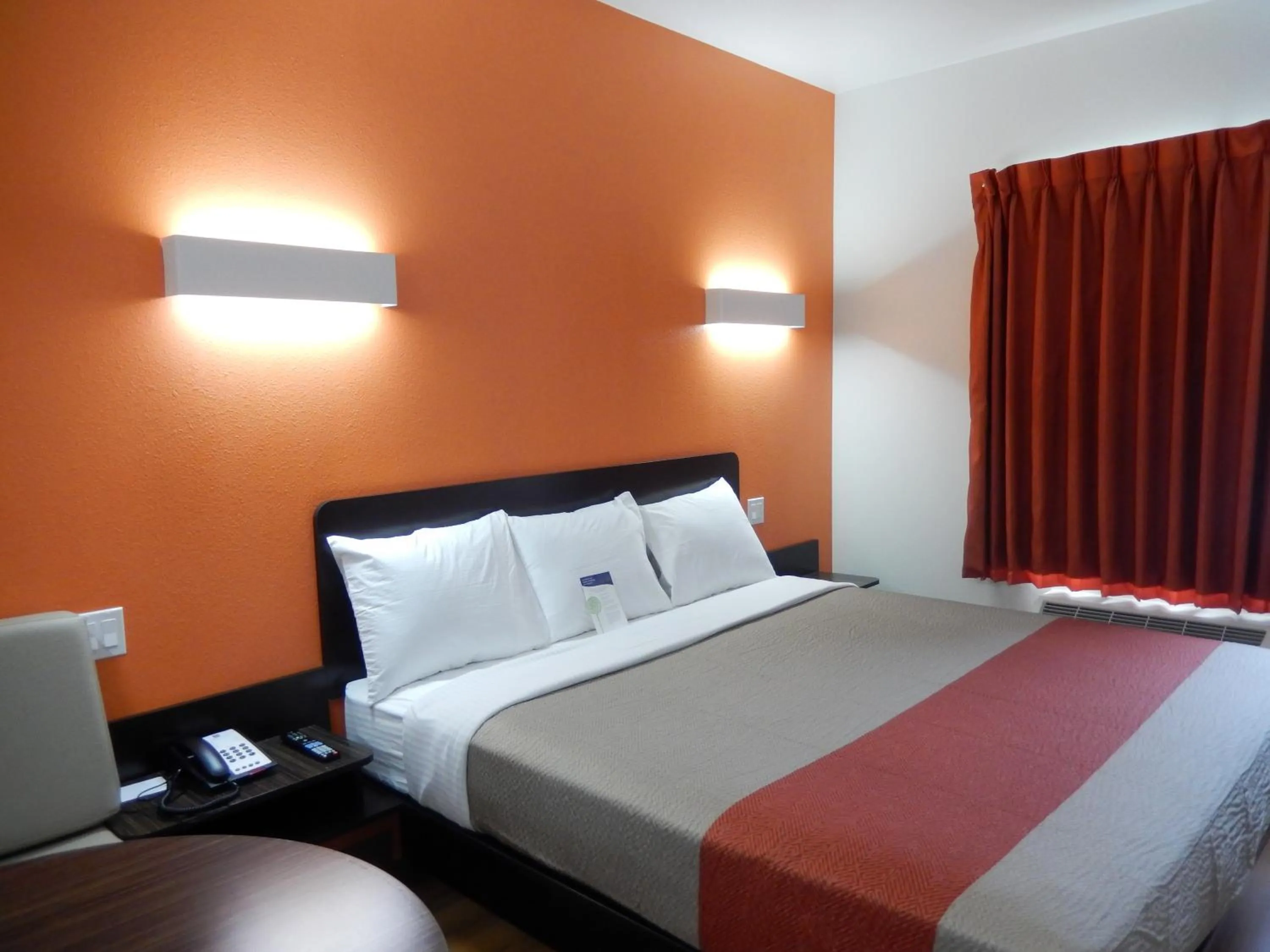 Bedroom, Bed in Motel 6-Tulsa, OK