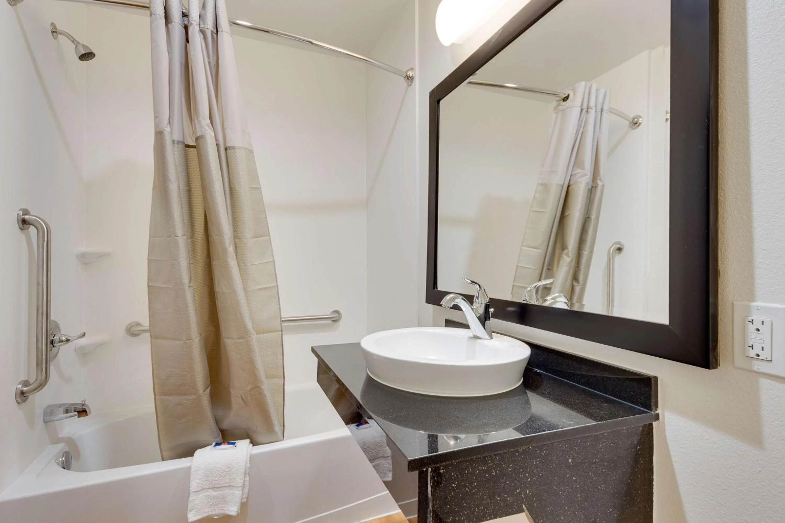 Shower in Motel 6-Tulsa, OK