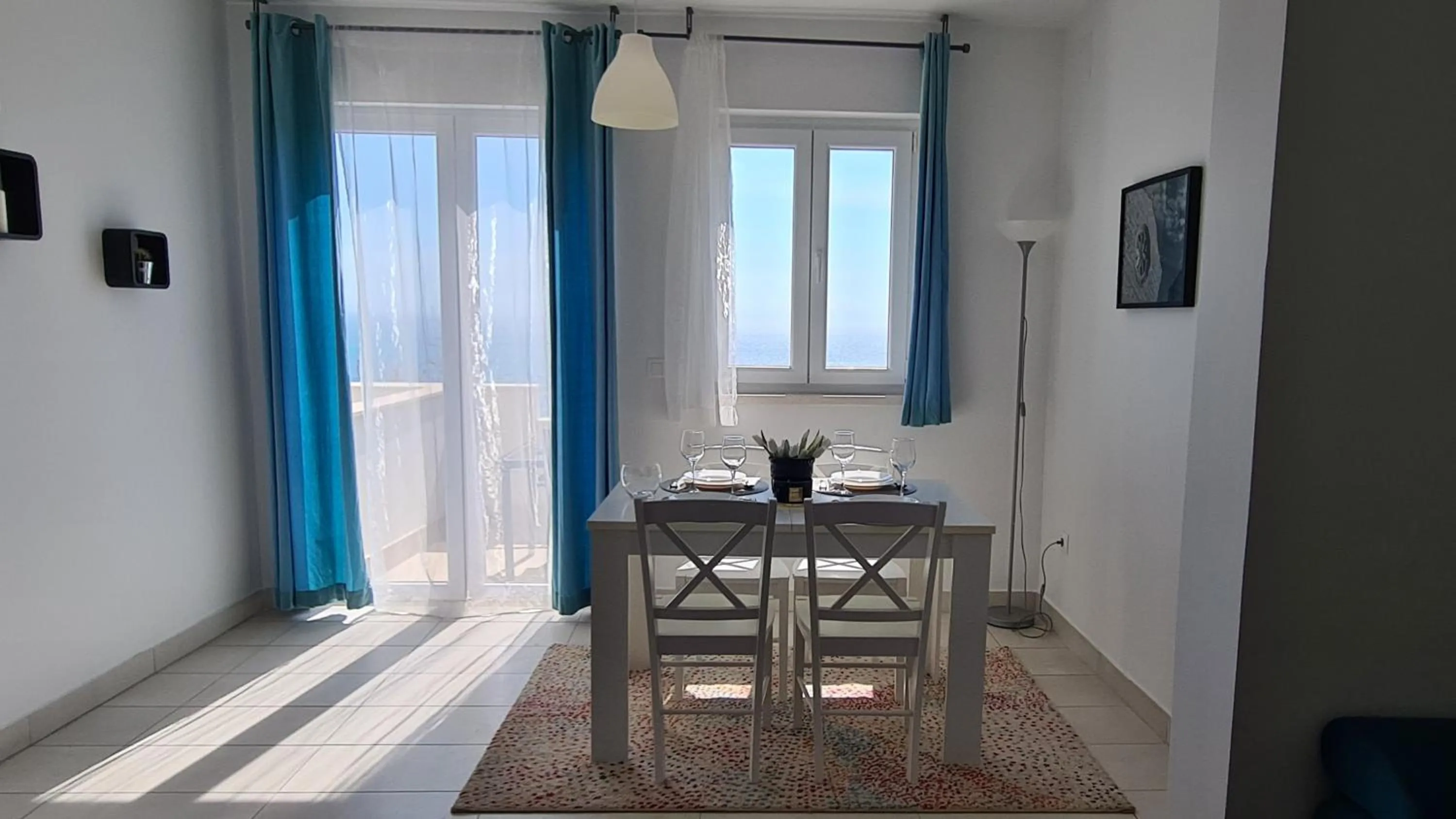 Dining area in Cin&Co Central Apartments