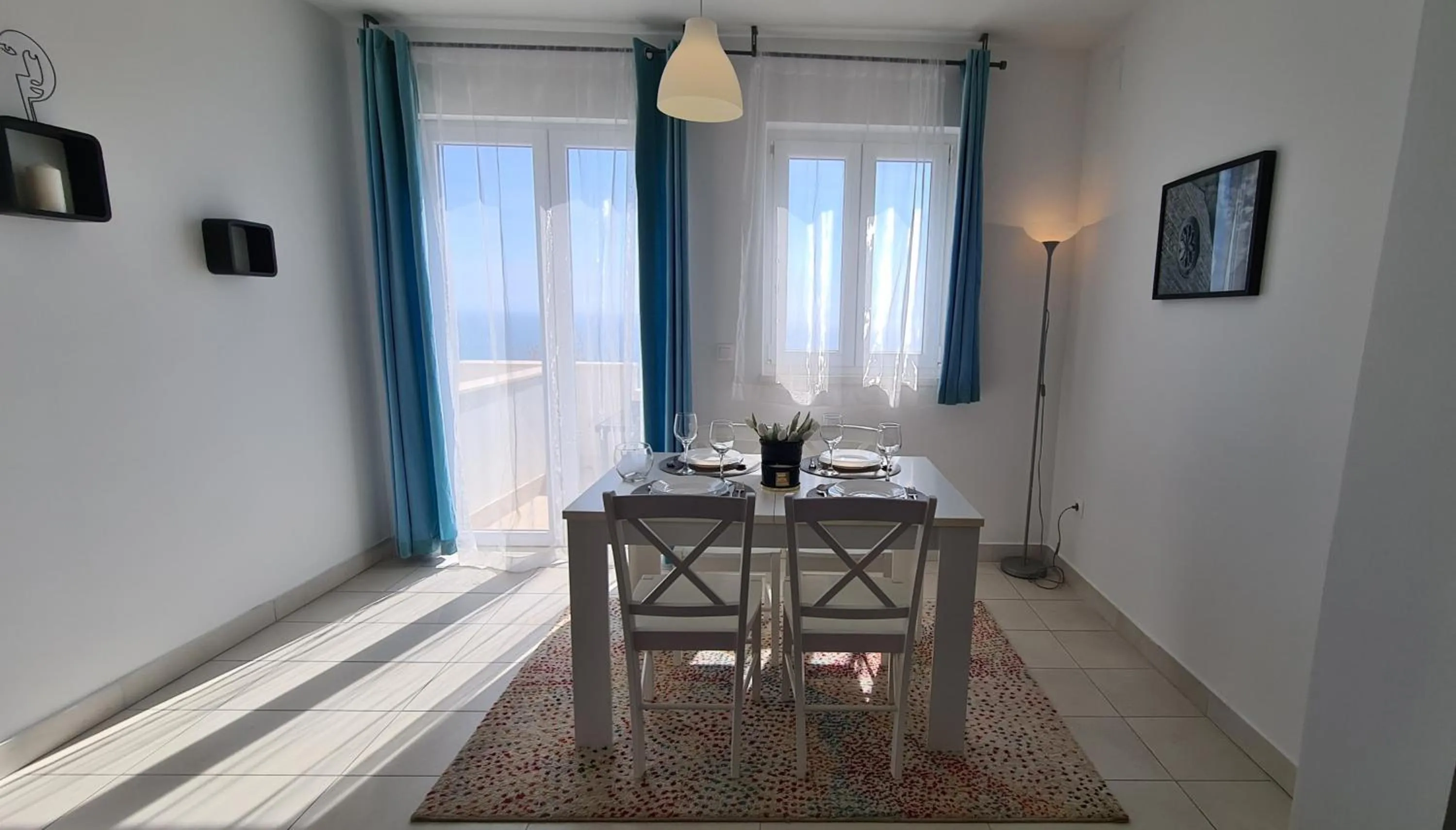 Dining area in Cin&Co Central Apartments