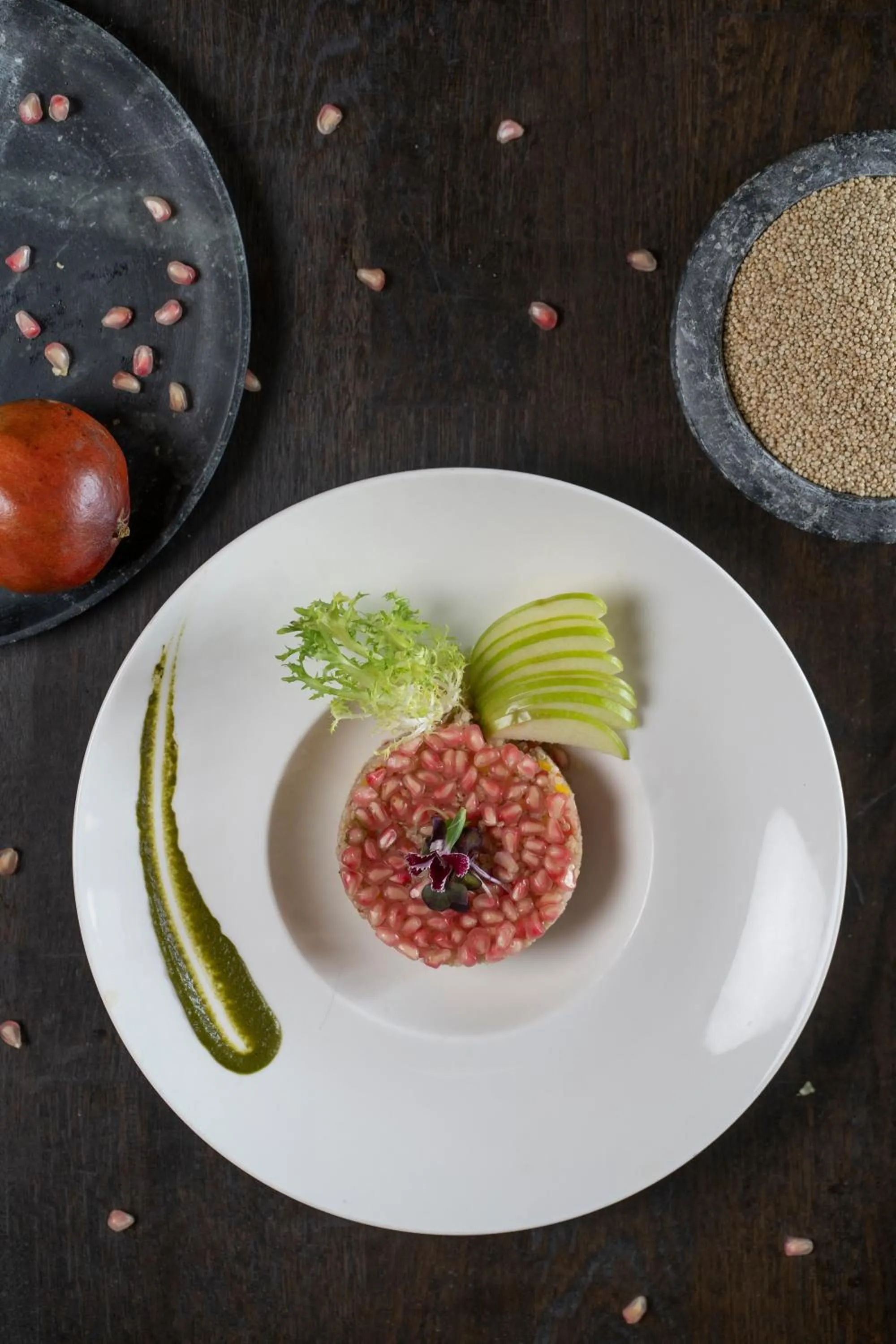 Restaurant/places to eat in Feathers- A Radha Hotel, Chennai