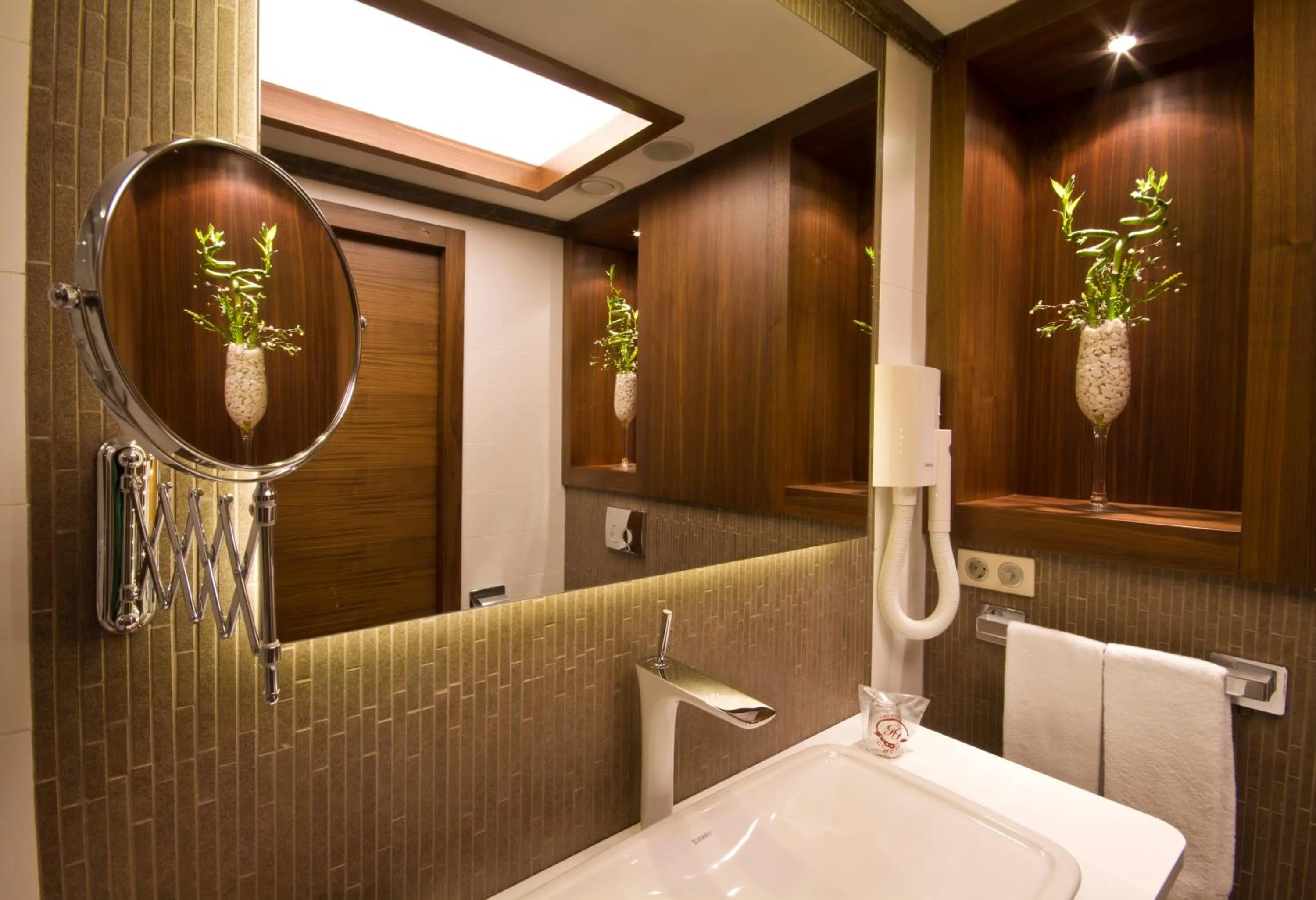 Bathroom in Grand Hotel Gaziantep