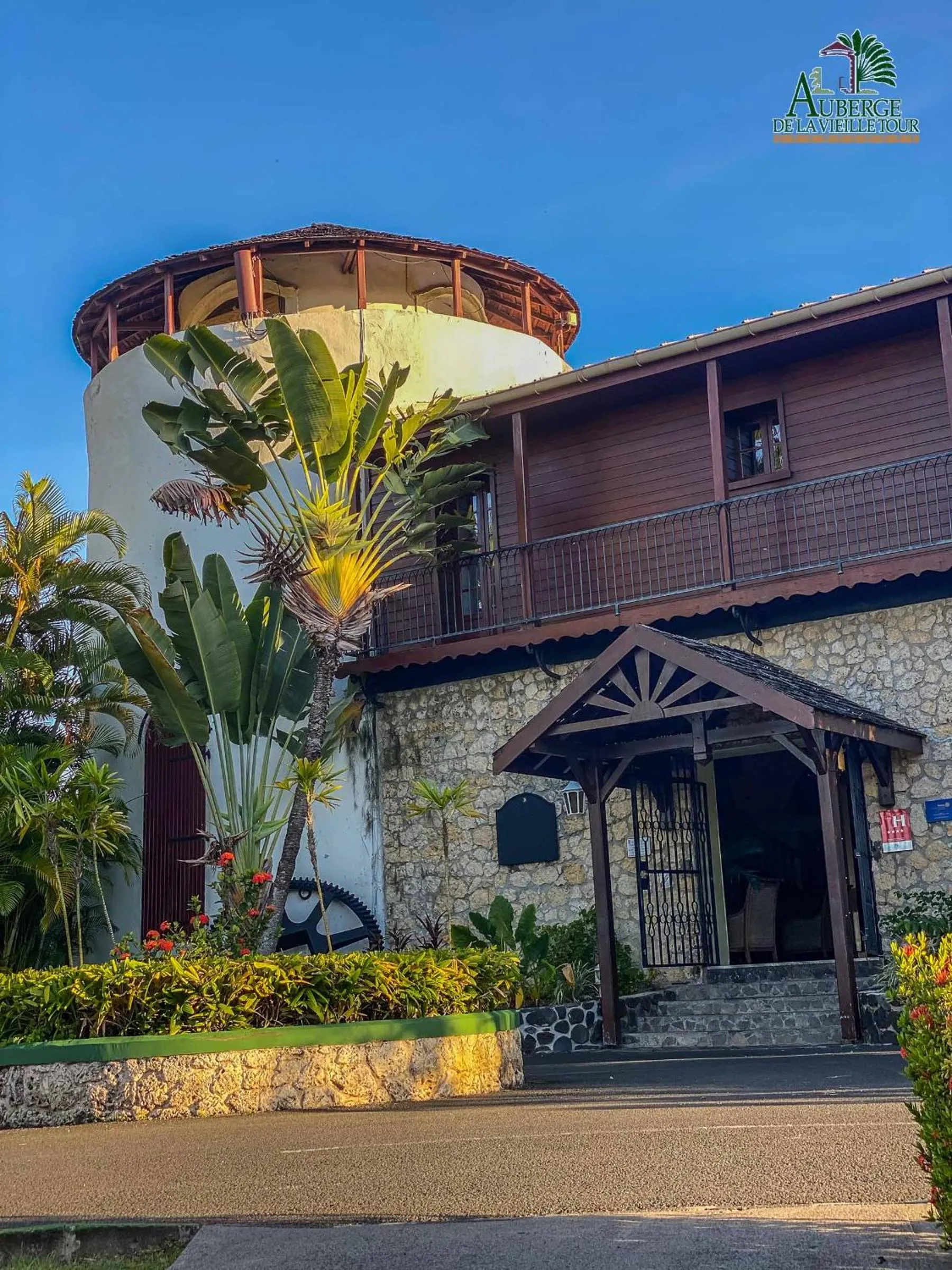 Facade/entrance in Hotel Auberge de la Vieille Tour