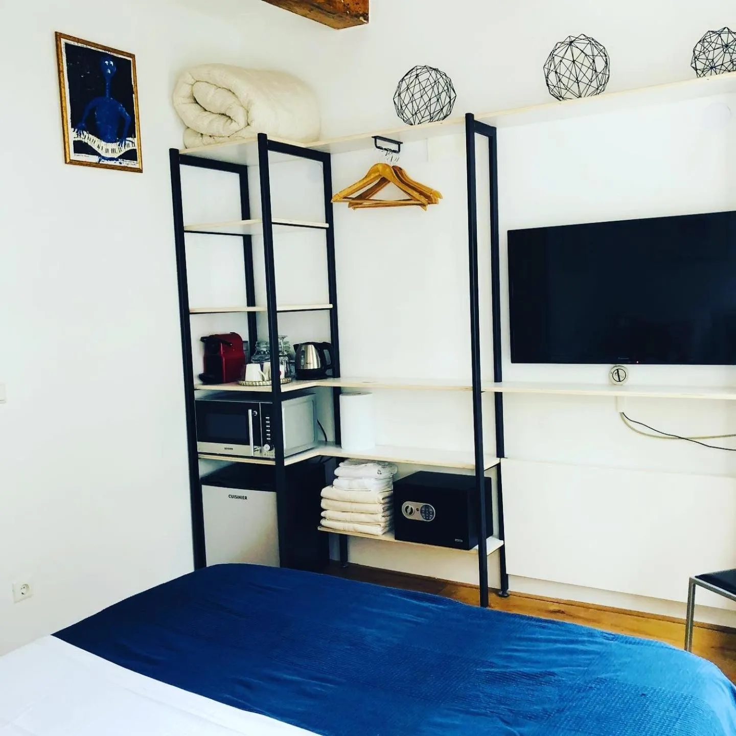 TV and multimedia, Bed in Mercedes Bed&Breakfast Amsterdam