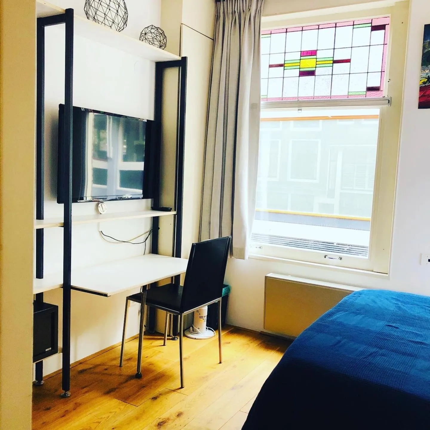 Dining area, Bed in Mercedes Bed&Breakfast Amsterdam