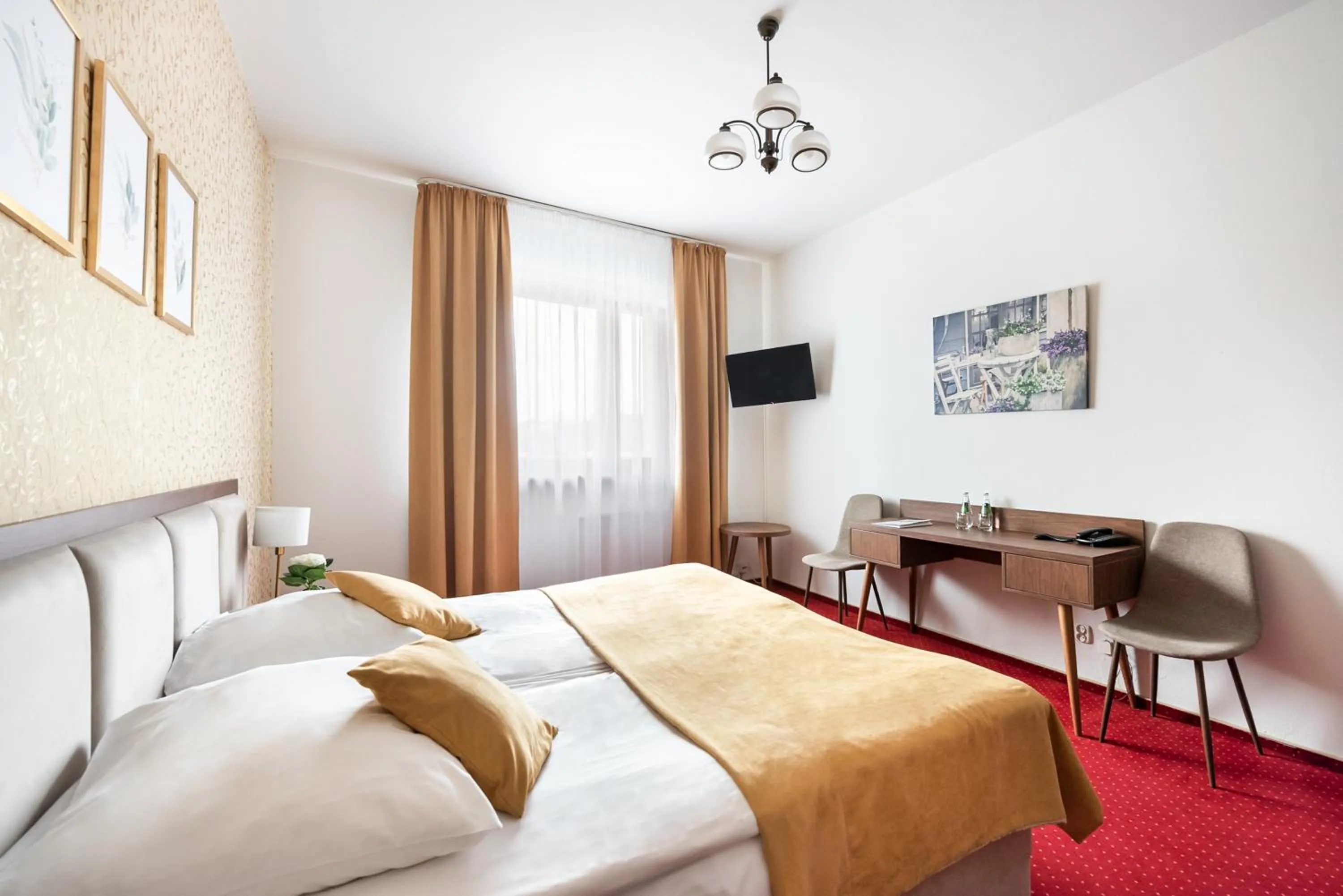 Photo of the whole room, Bed in Hotel Arkadia