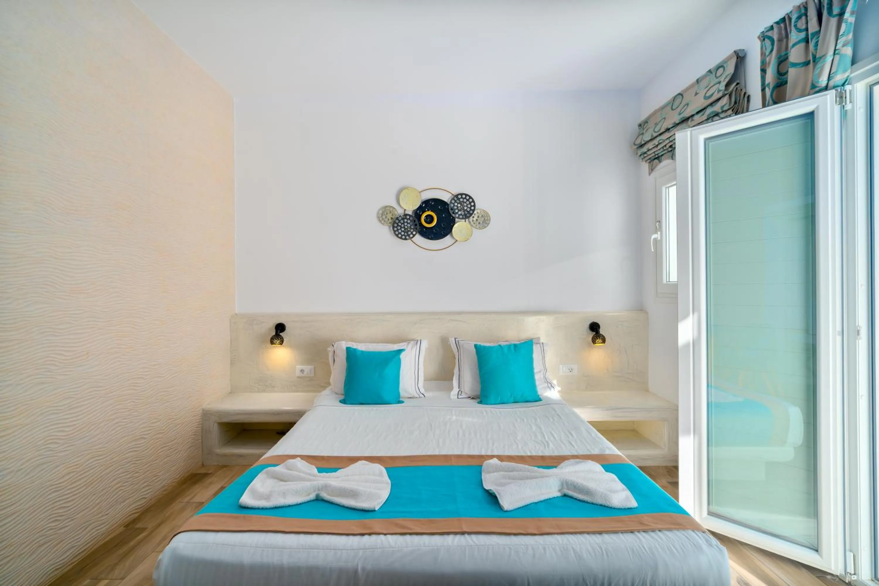 Bedroom, Bed in Oasis Hotel