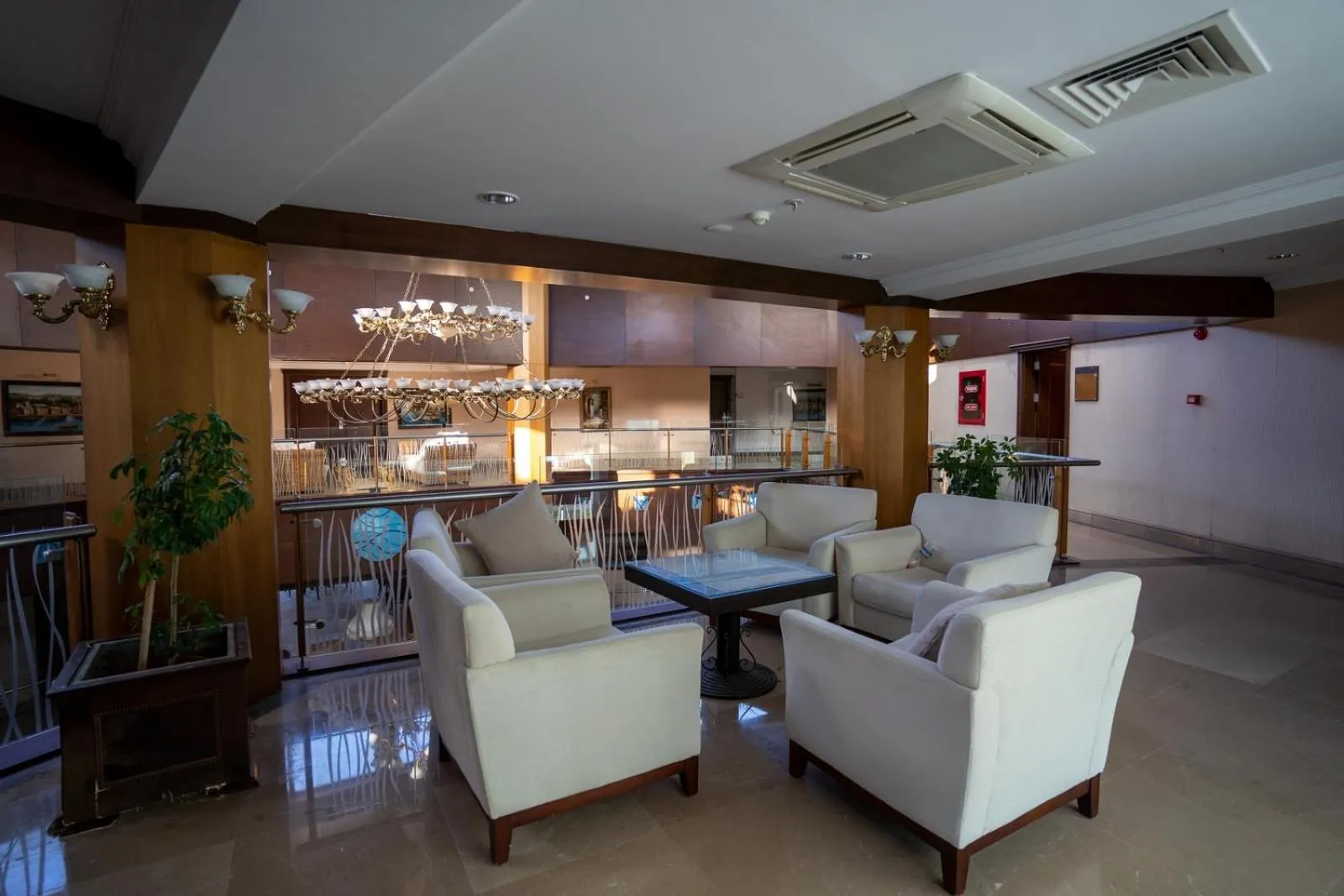 Seating area in Latanya Park Resort