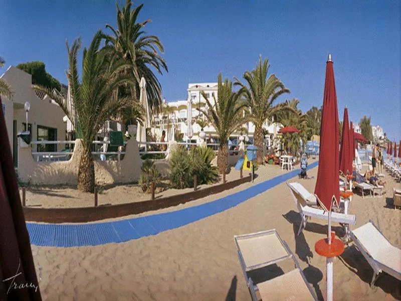 Day in Hotel La Playa