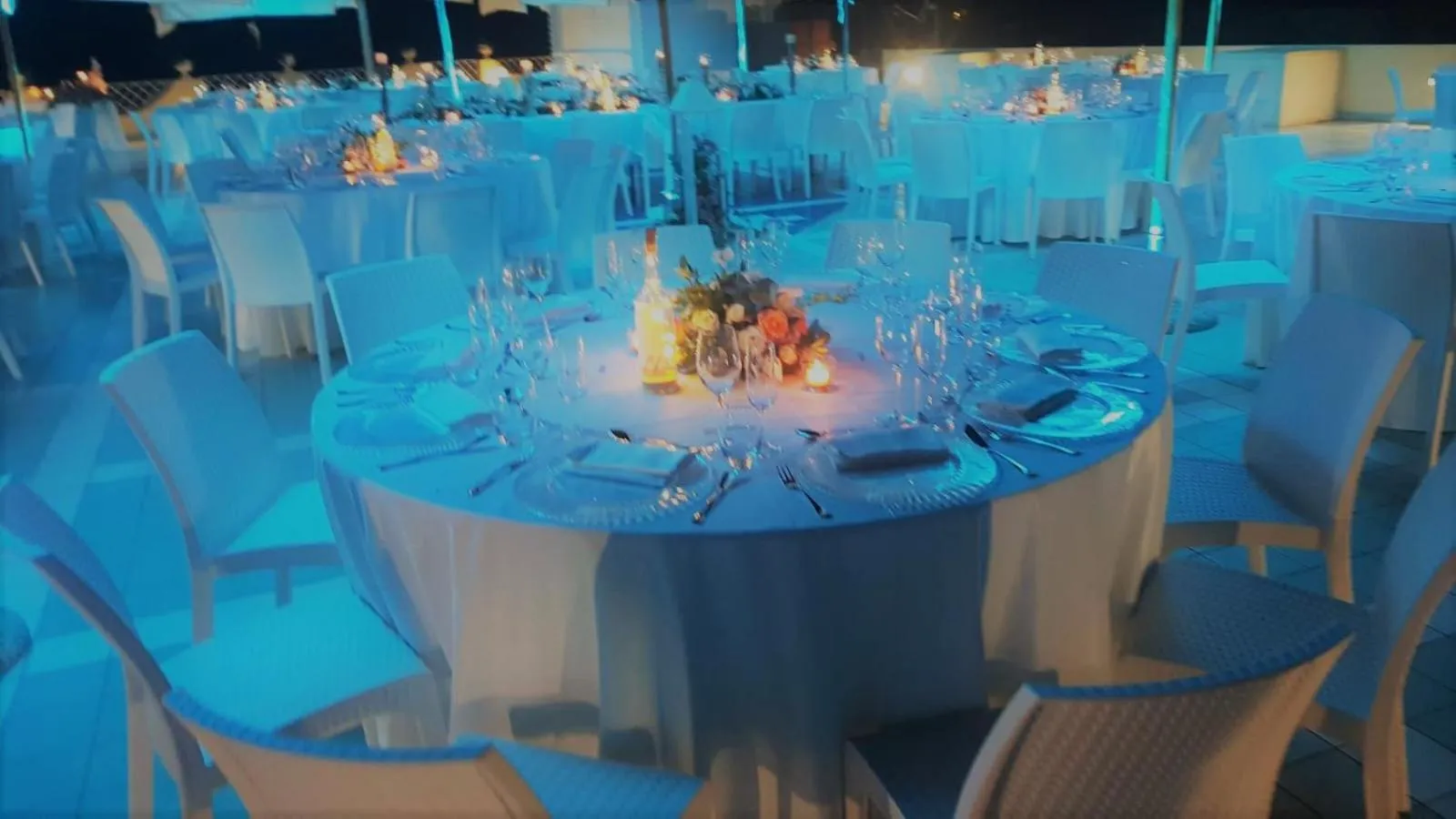 Restaurant/places to eat in Hotel La Playa