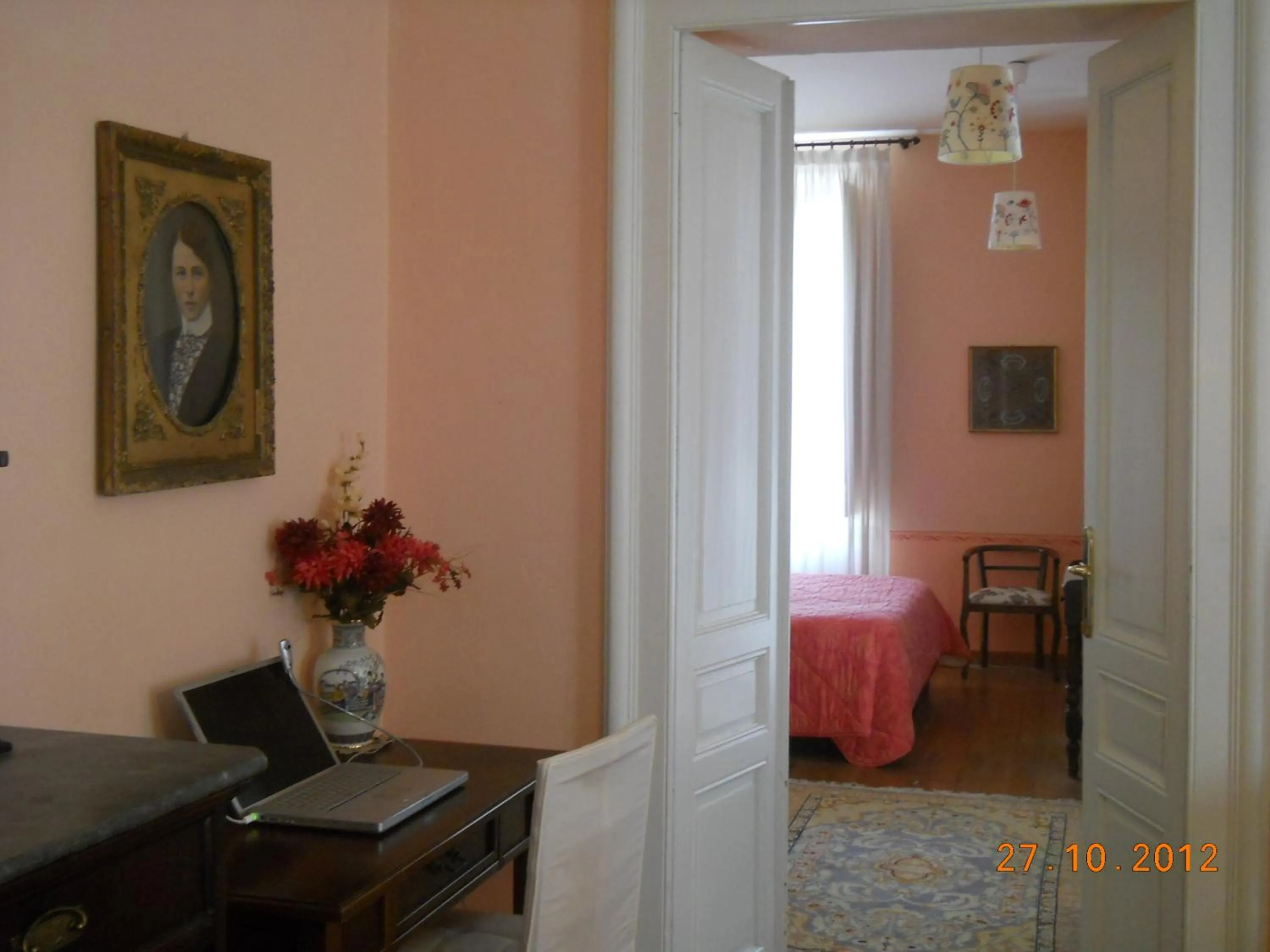 Photo of the whole room in Villa D'Azeglio