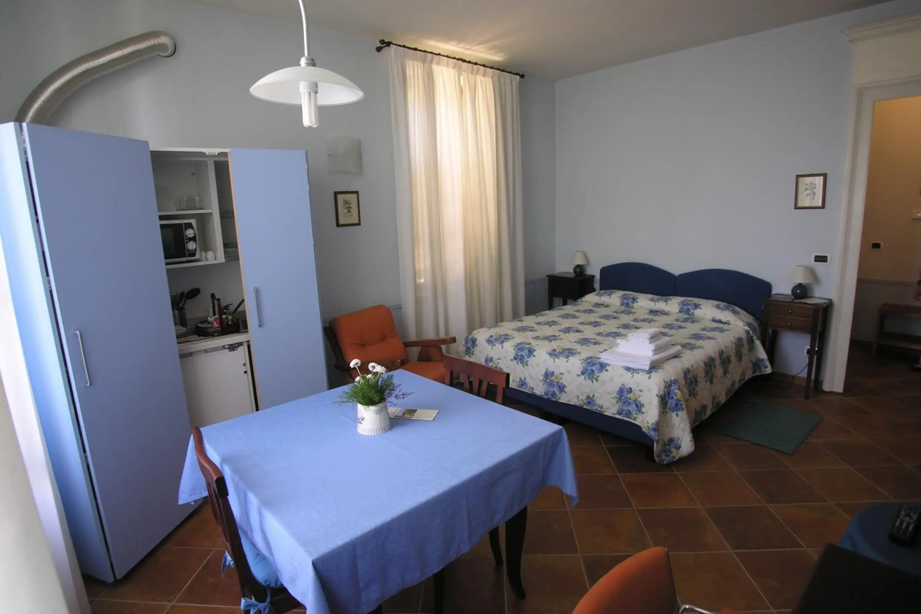 Studio (2 Adults) - single occupancy in Villa D'Azeglio Studio (2 Adults) - single occupancy in Villa D'Azeglio