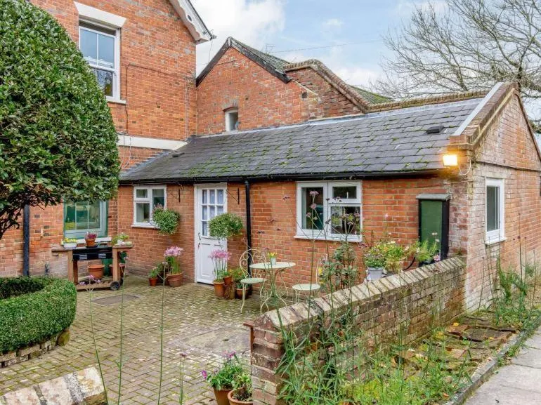 Patio in Claridge House Retreat Centre
