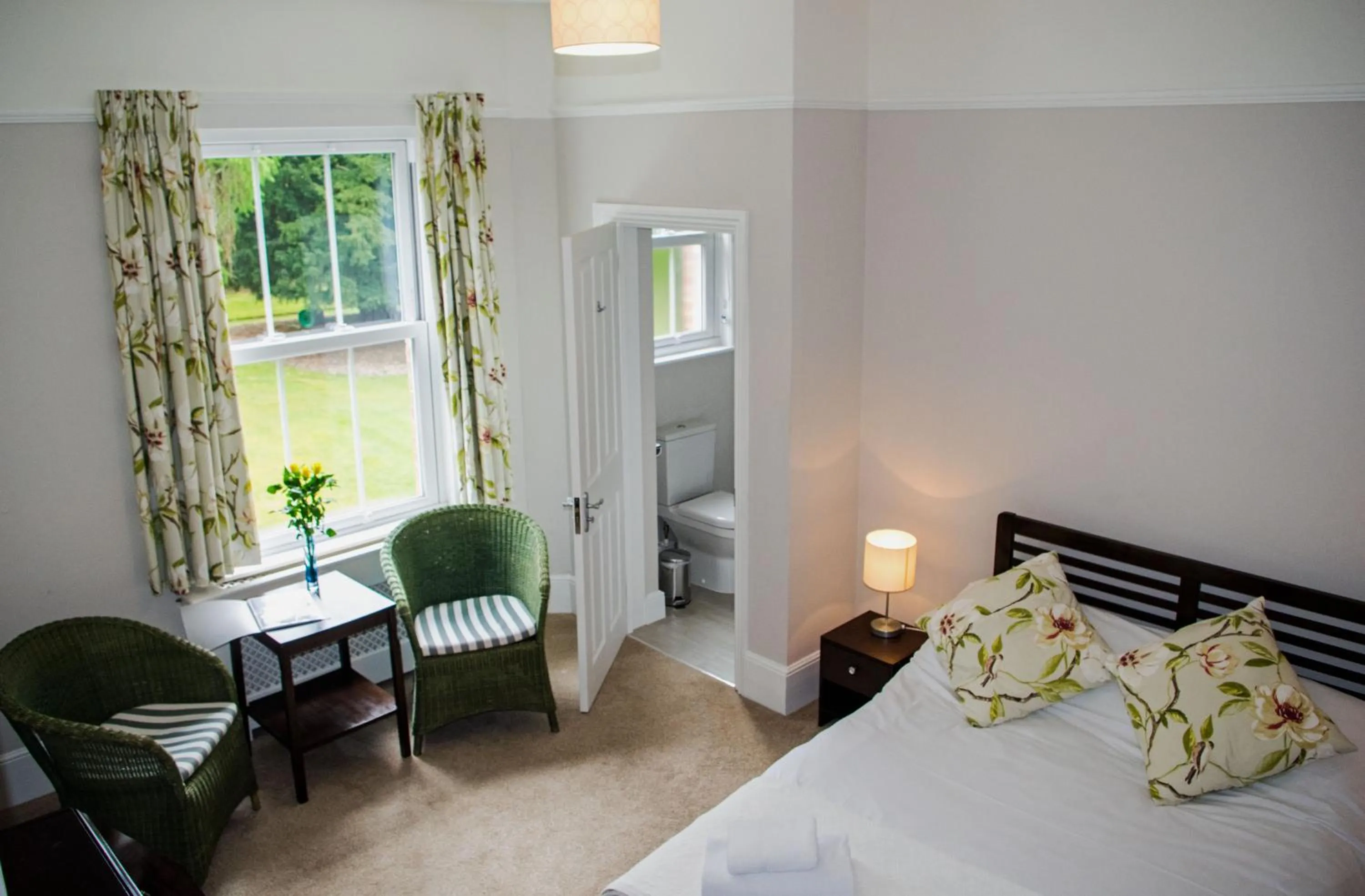 Bedroom, Bed in Claridge House Retreat Centre