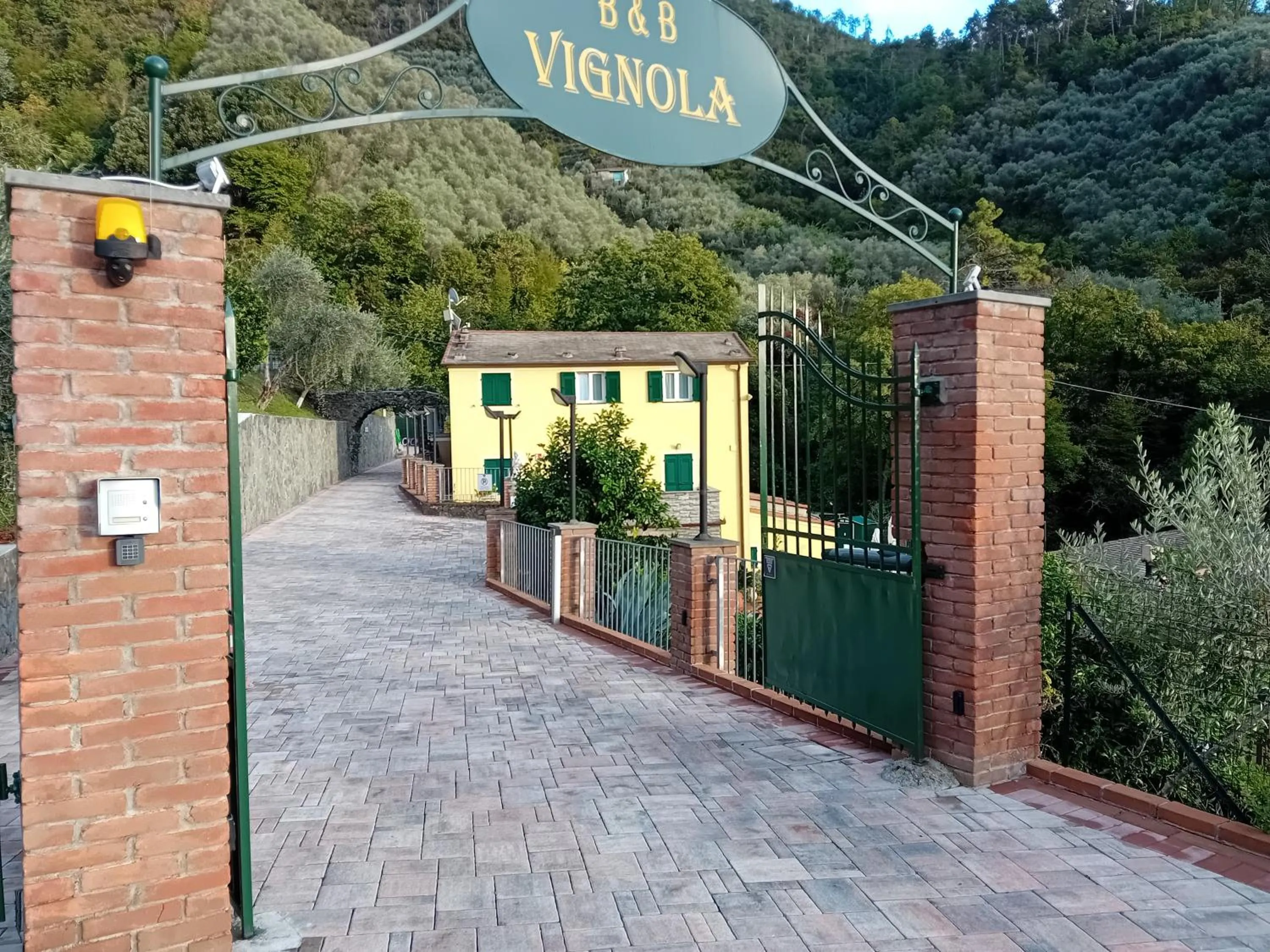 Property building in B&B Vignola