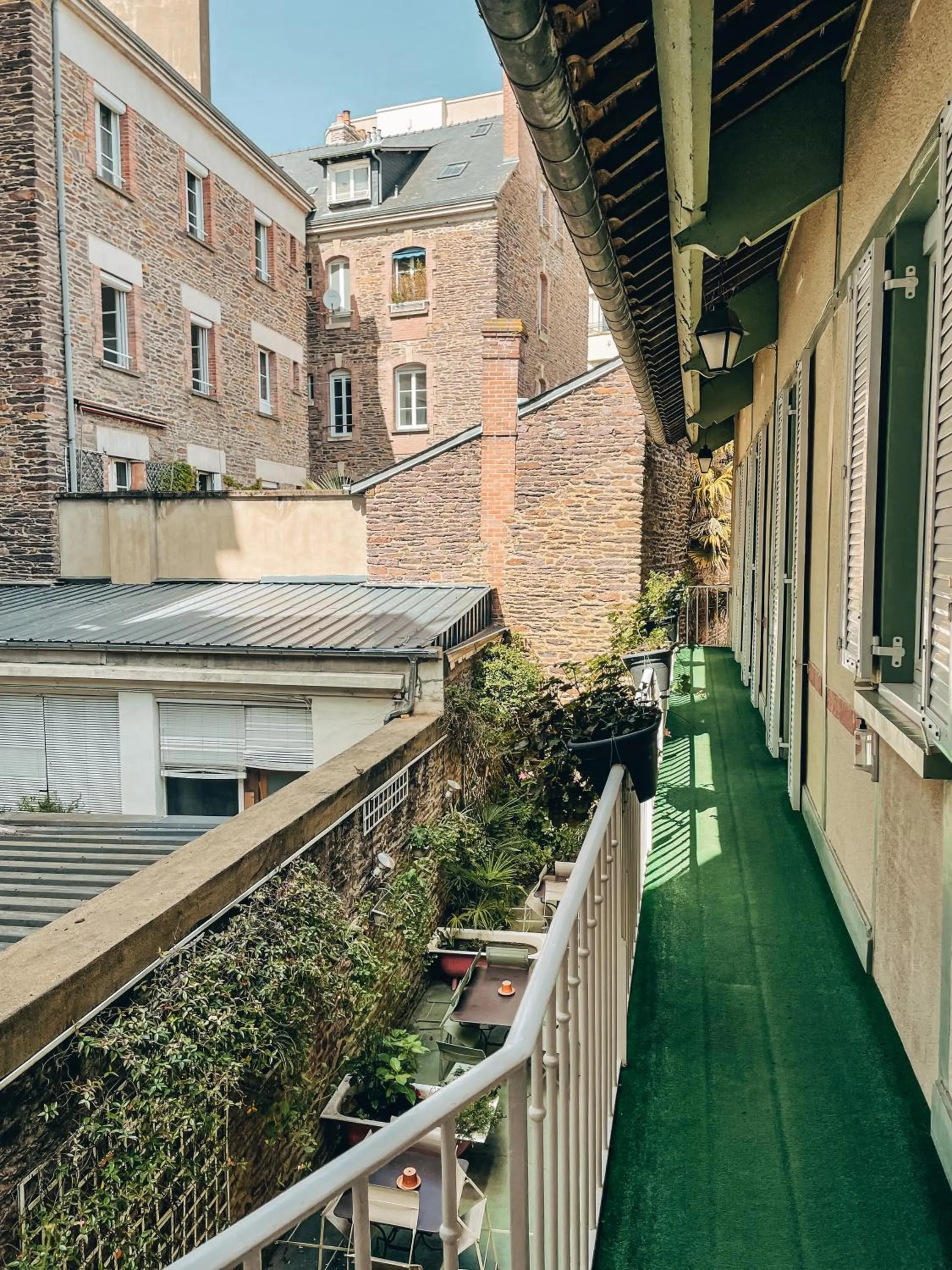 Balcony/Terrace in Garden Apparts Rennes Centre Gare