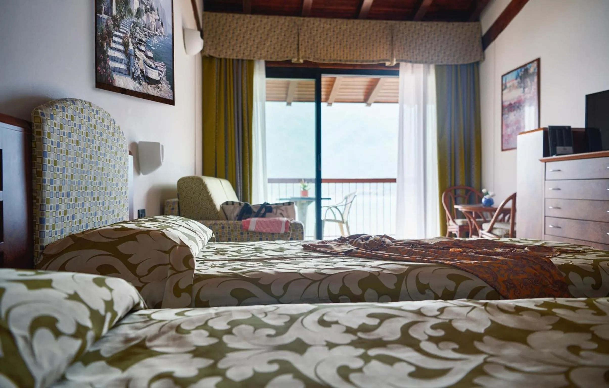 Bed in Hotel Ilma Lake Garda Resort