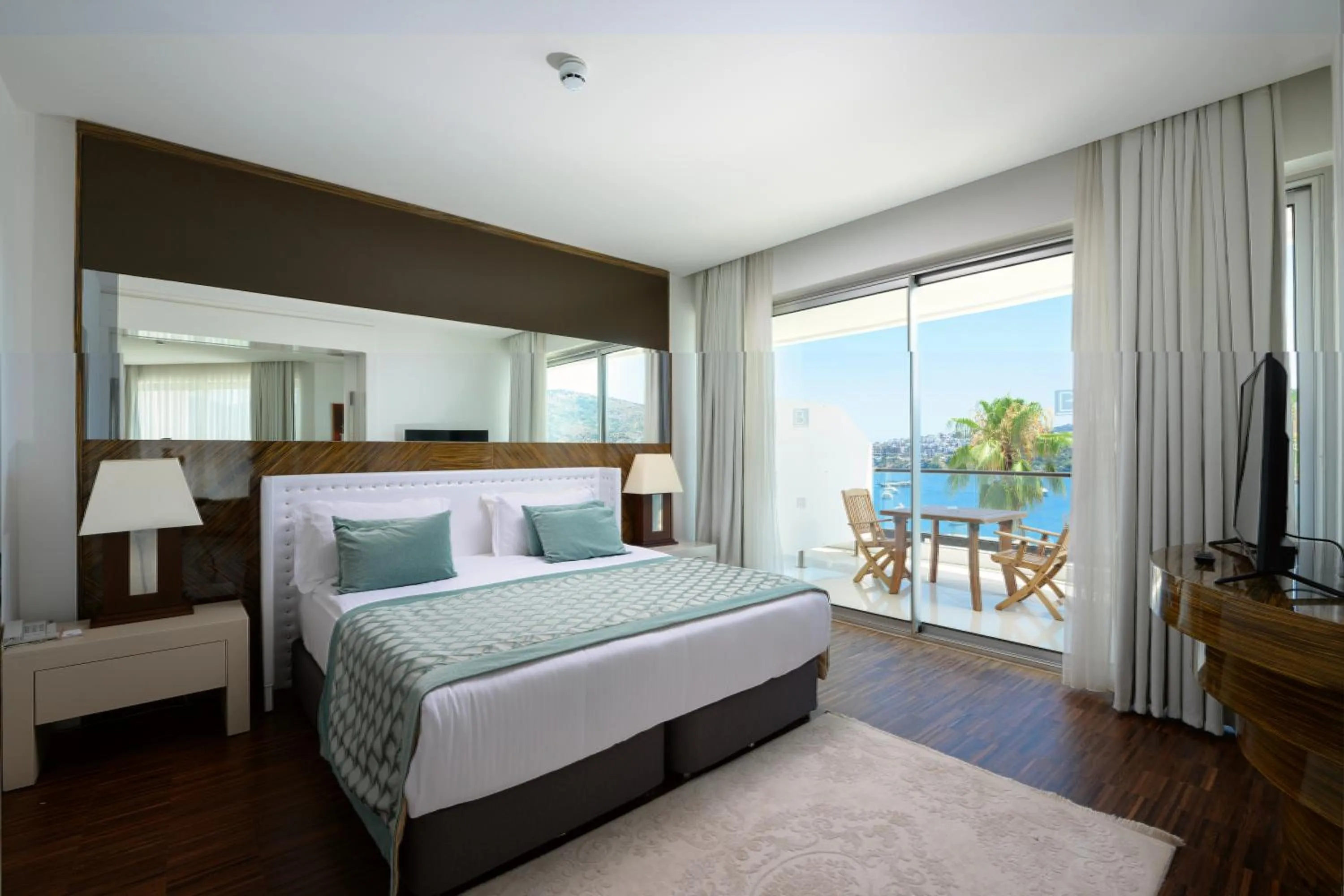 Bedroom, Bed in Baia Bodrum Hotel