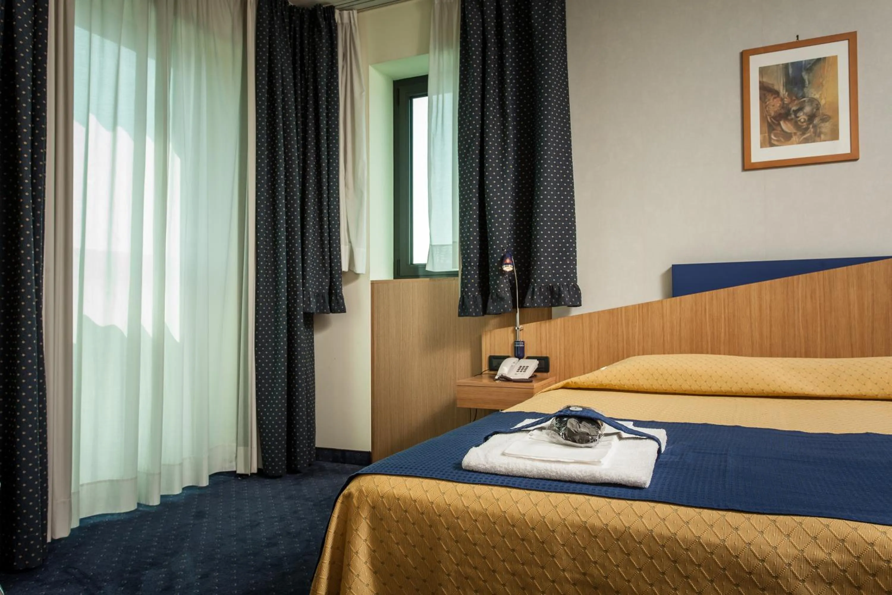 Photo of the whole room, Bed in Hotel Mastai