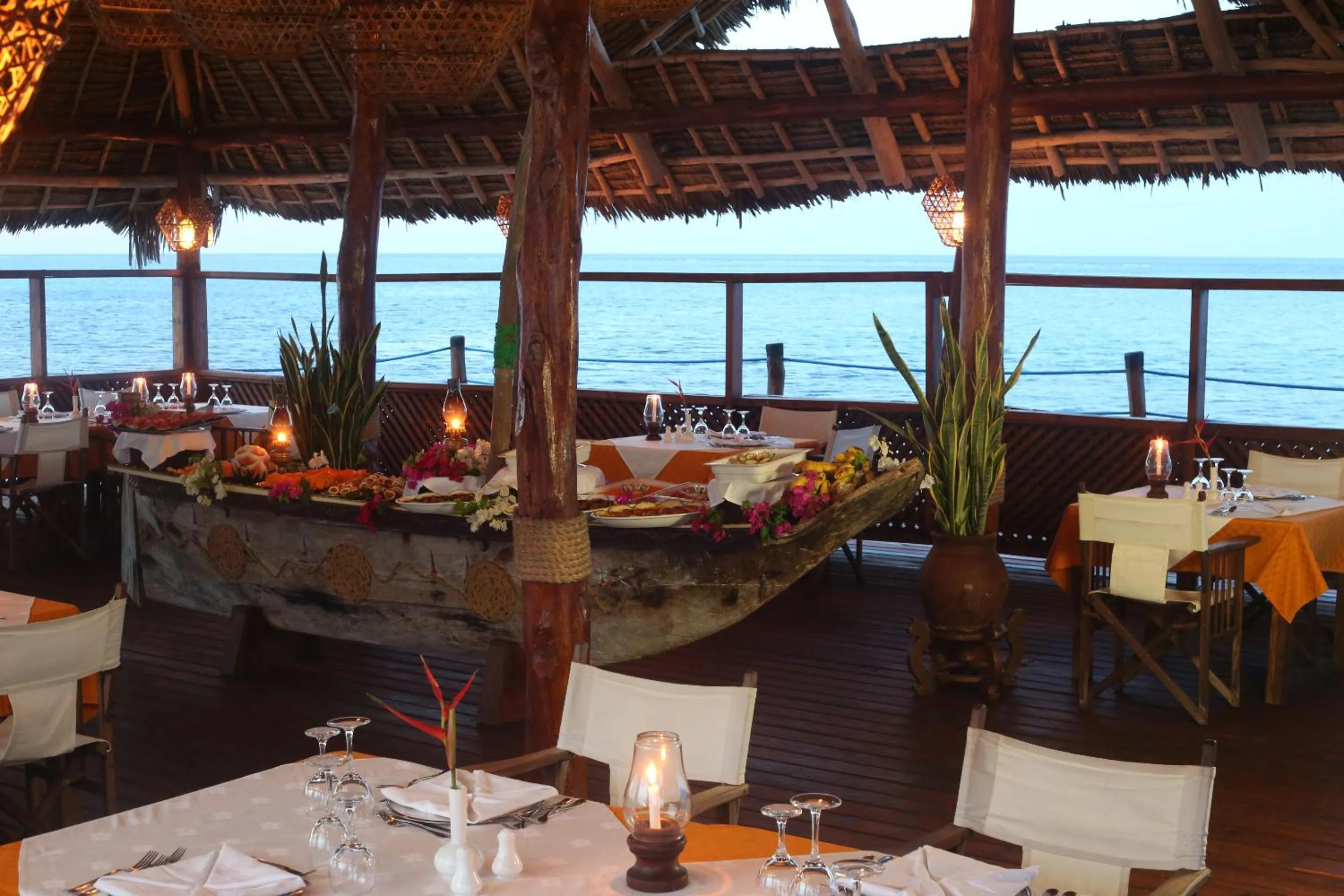 Restaurant/places to eat in Hotel Club Dongwe