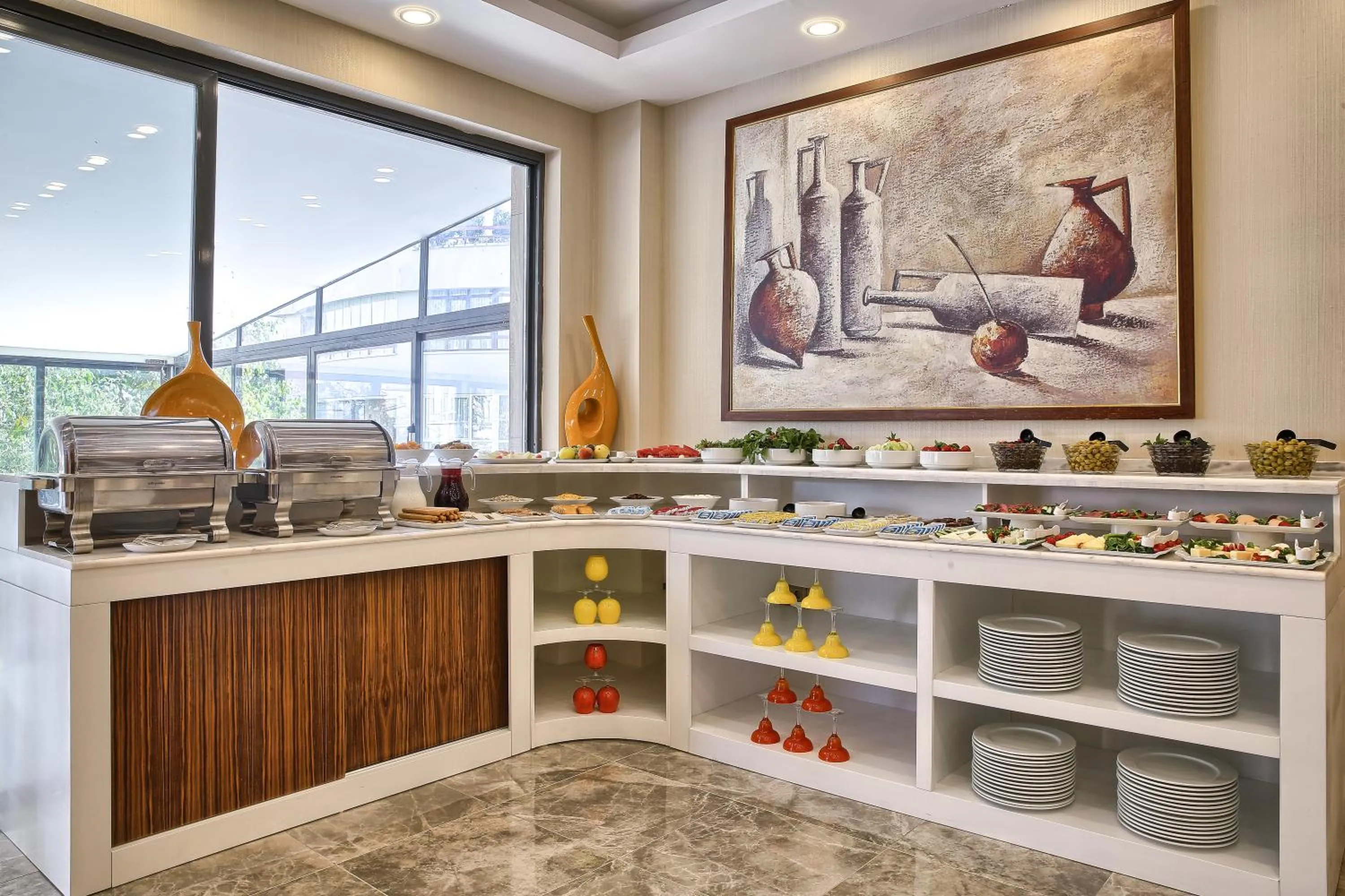 Buffet breakfast in City Hotel Residence