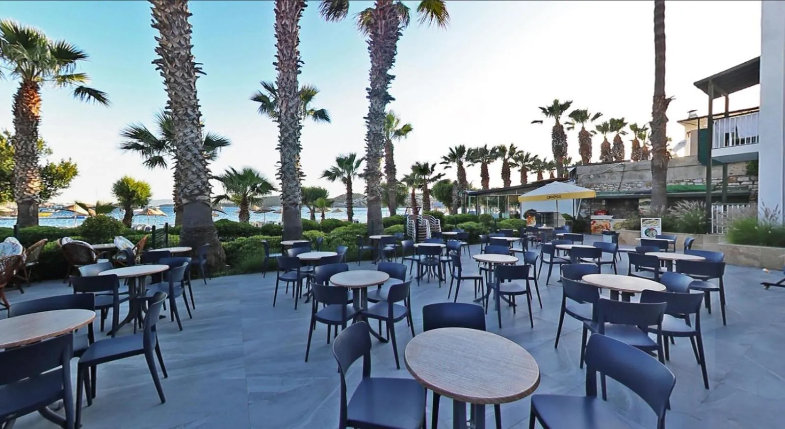Seating area in Parkim Ayaz Hotel