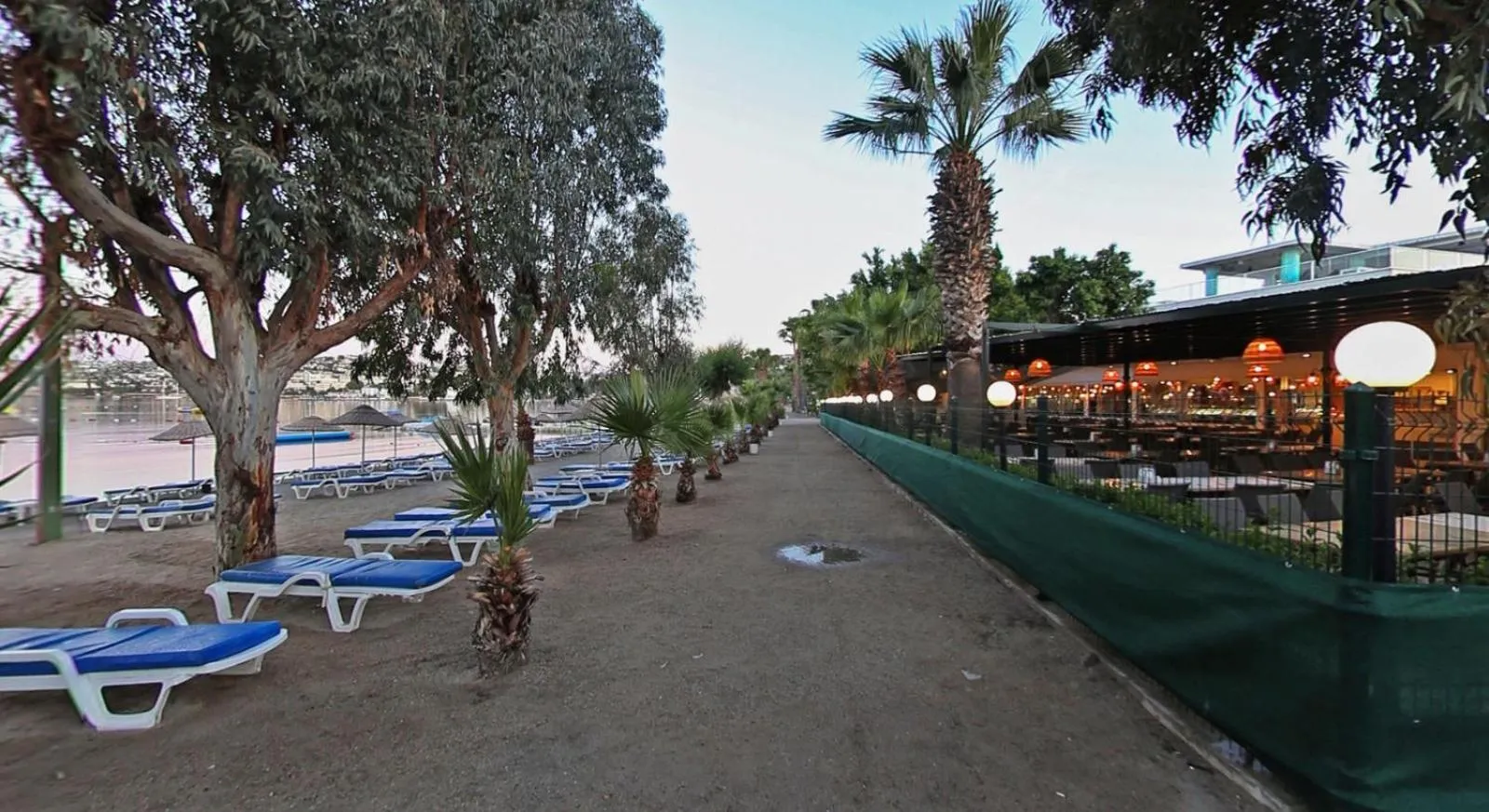 Beach in Parkim Ayaz Hotel