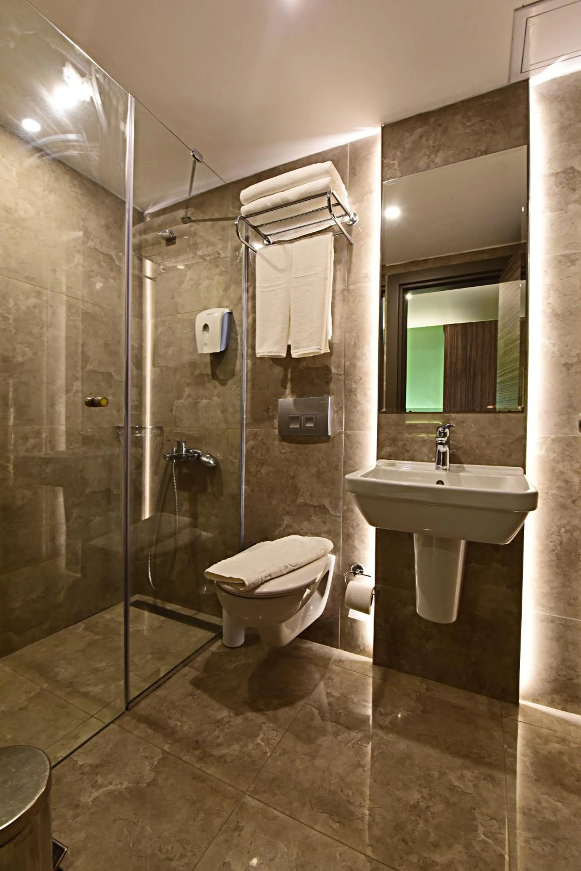 Bathroom in Parkim Ayaz Hotel