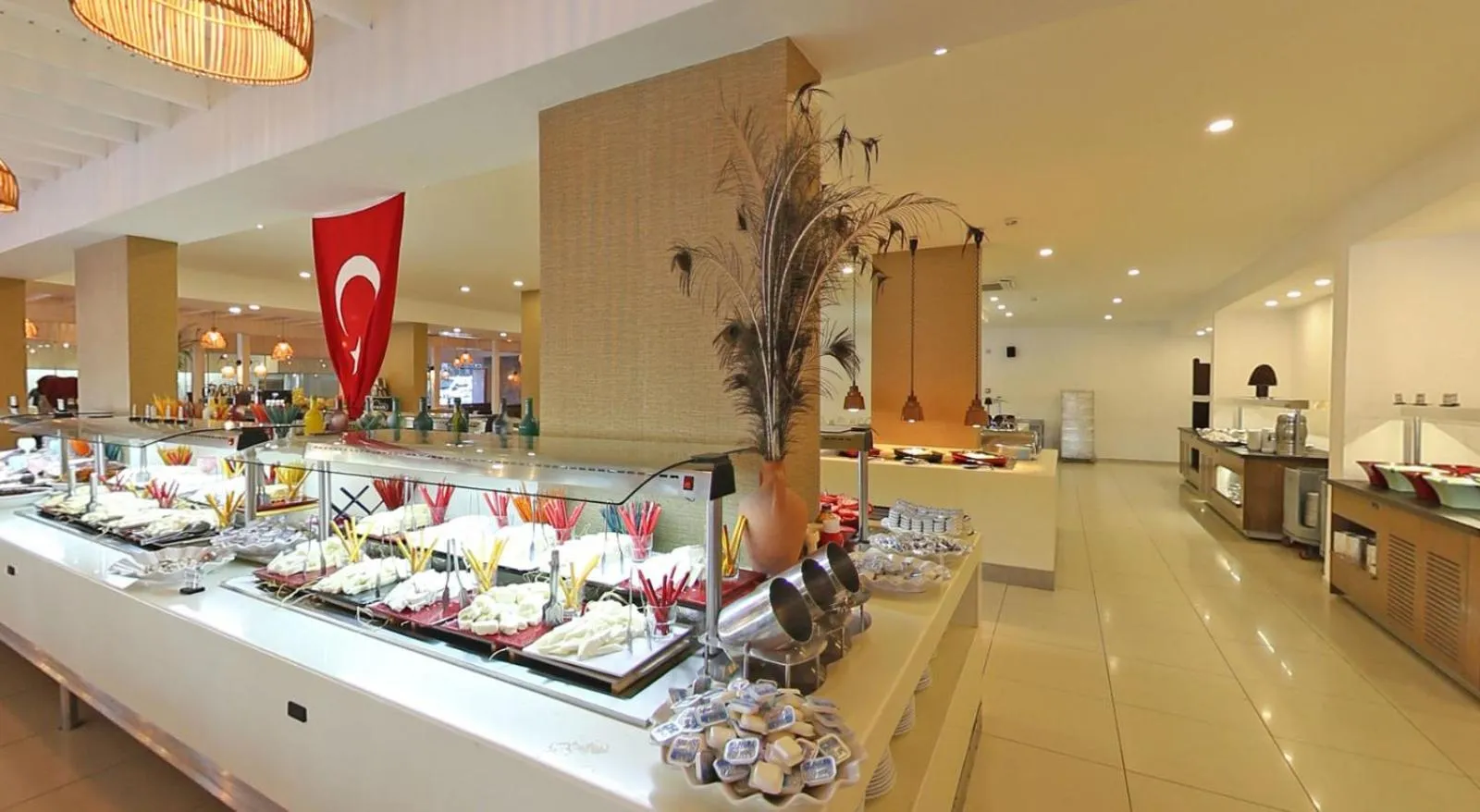 Restaurant/places to eat in Parkim Ayaz Hotel