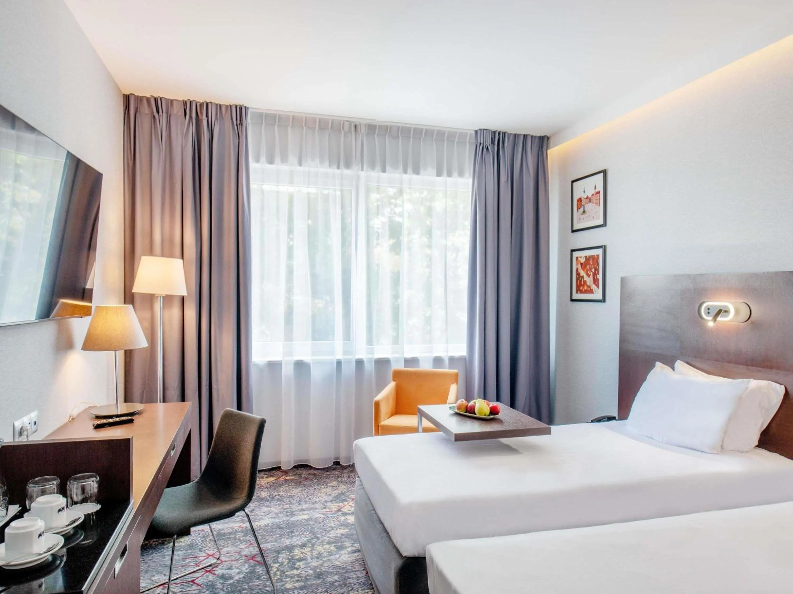 Bed in Mercure Warszawa Airport