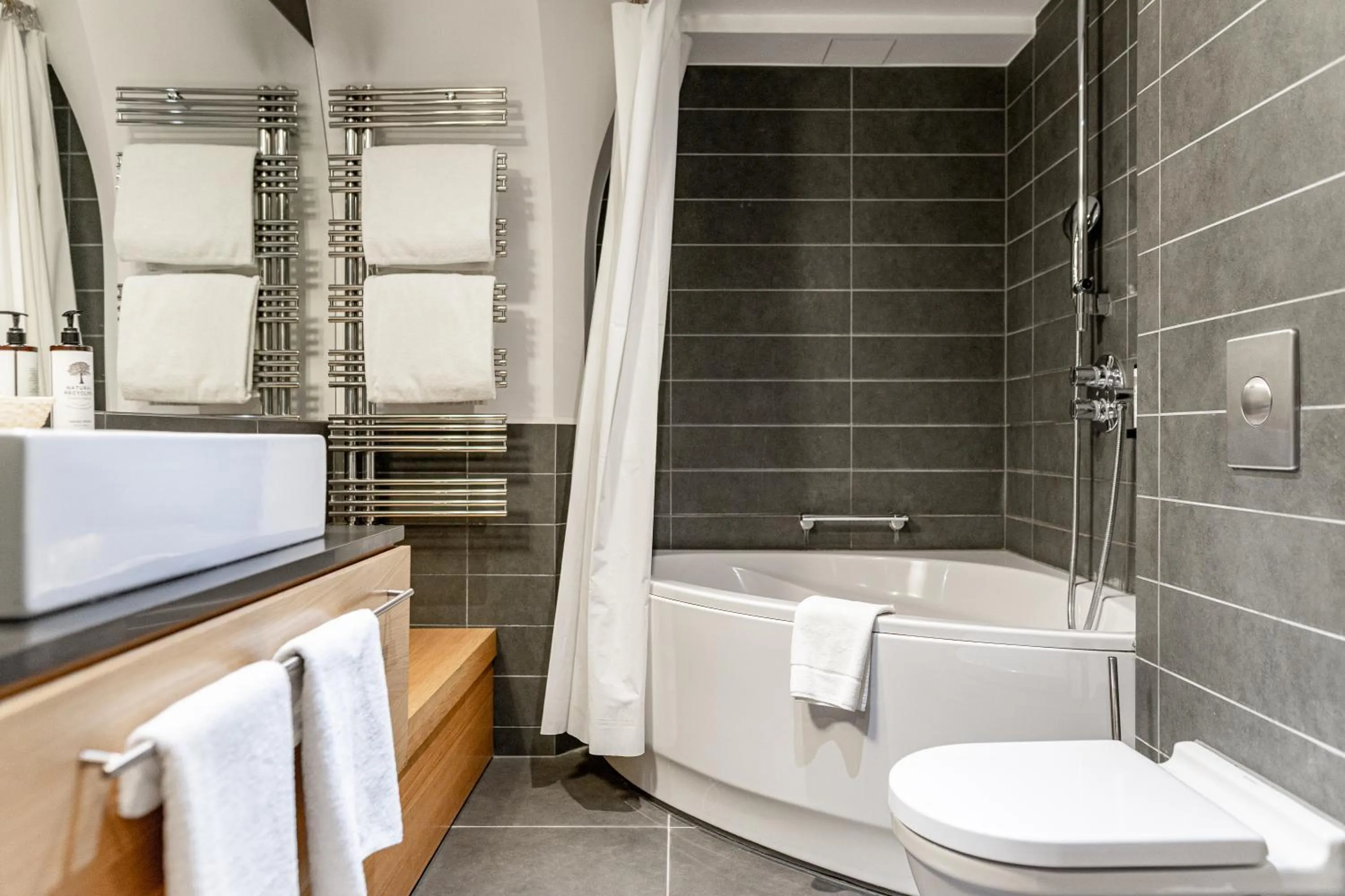 Shower in Great Polonia The Granary La Suite Hotel