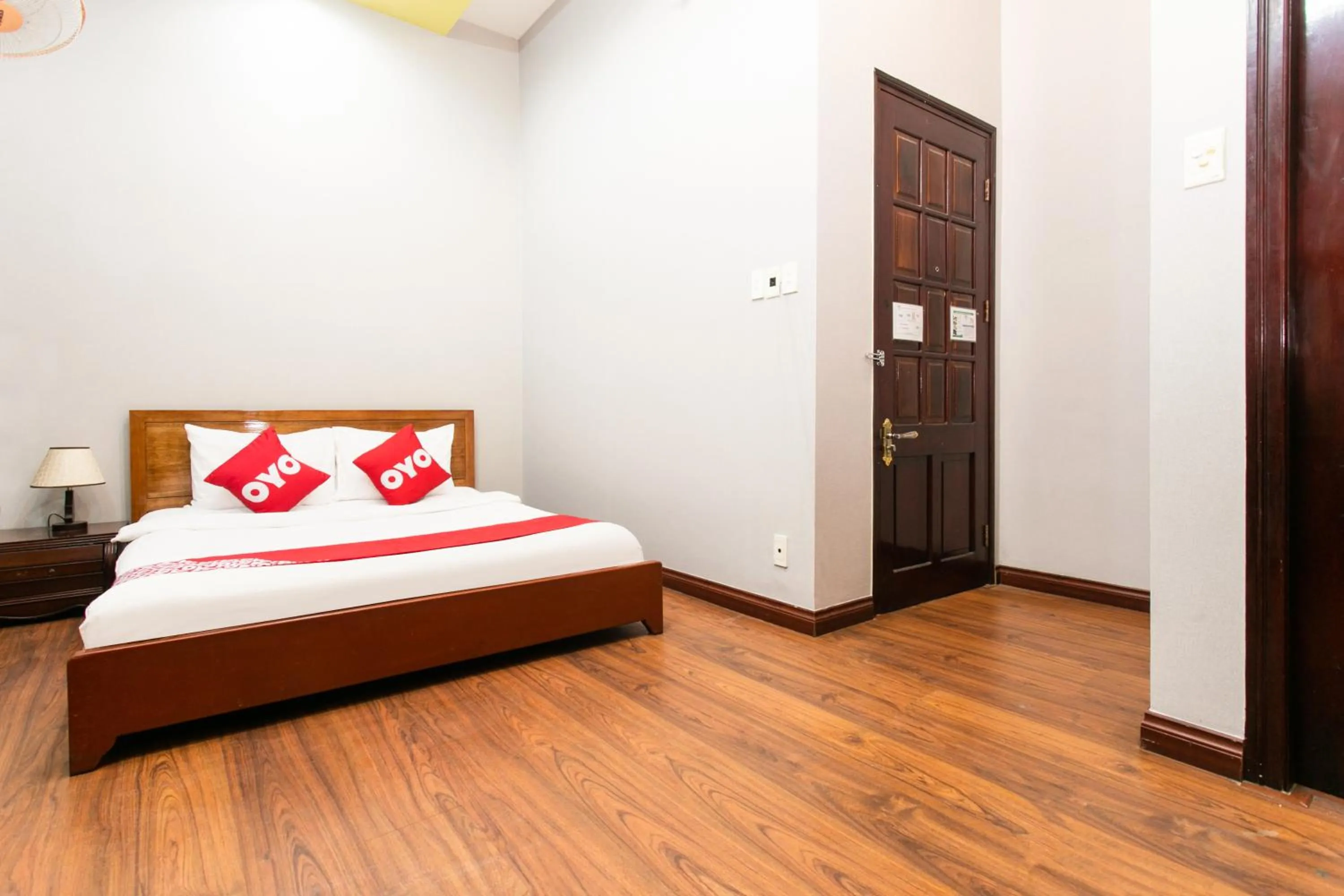 Restaurant/places to eat, Bed in Honey Hotel Da Nang