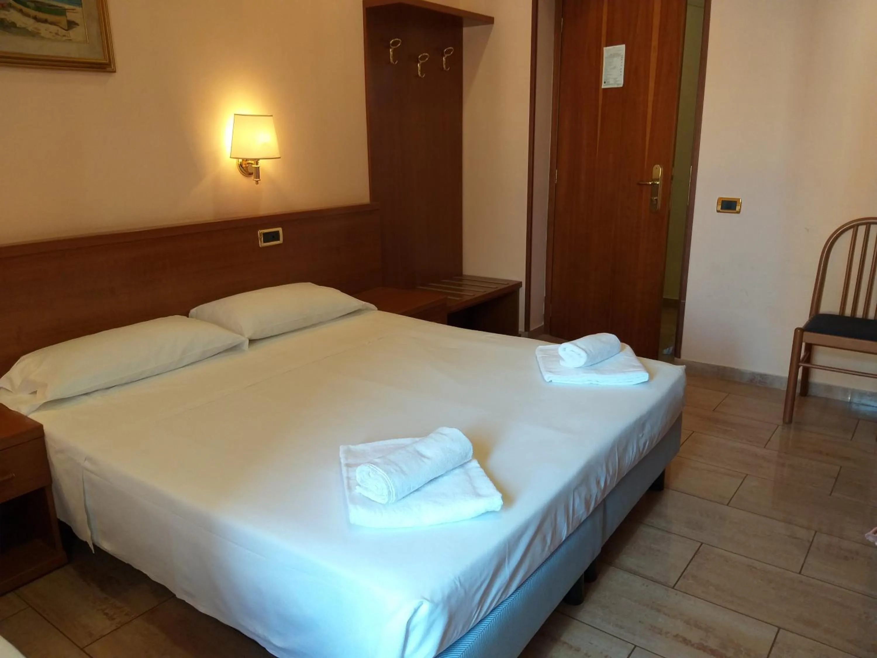 Bedroom, Bed in Hotel Aristotele