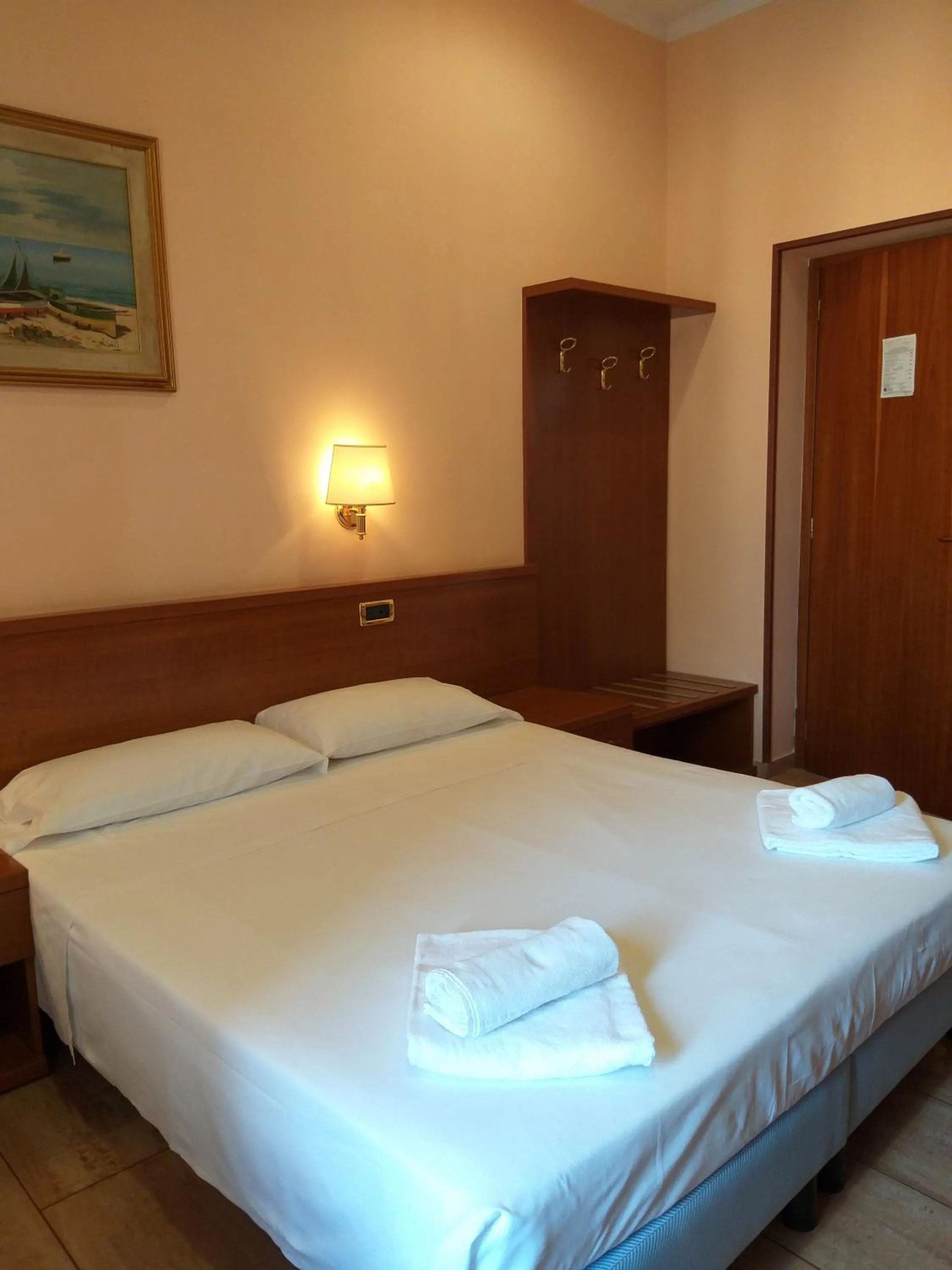 Bedroom, Bed in Hotel Aristotele